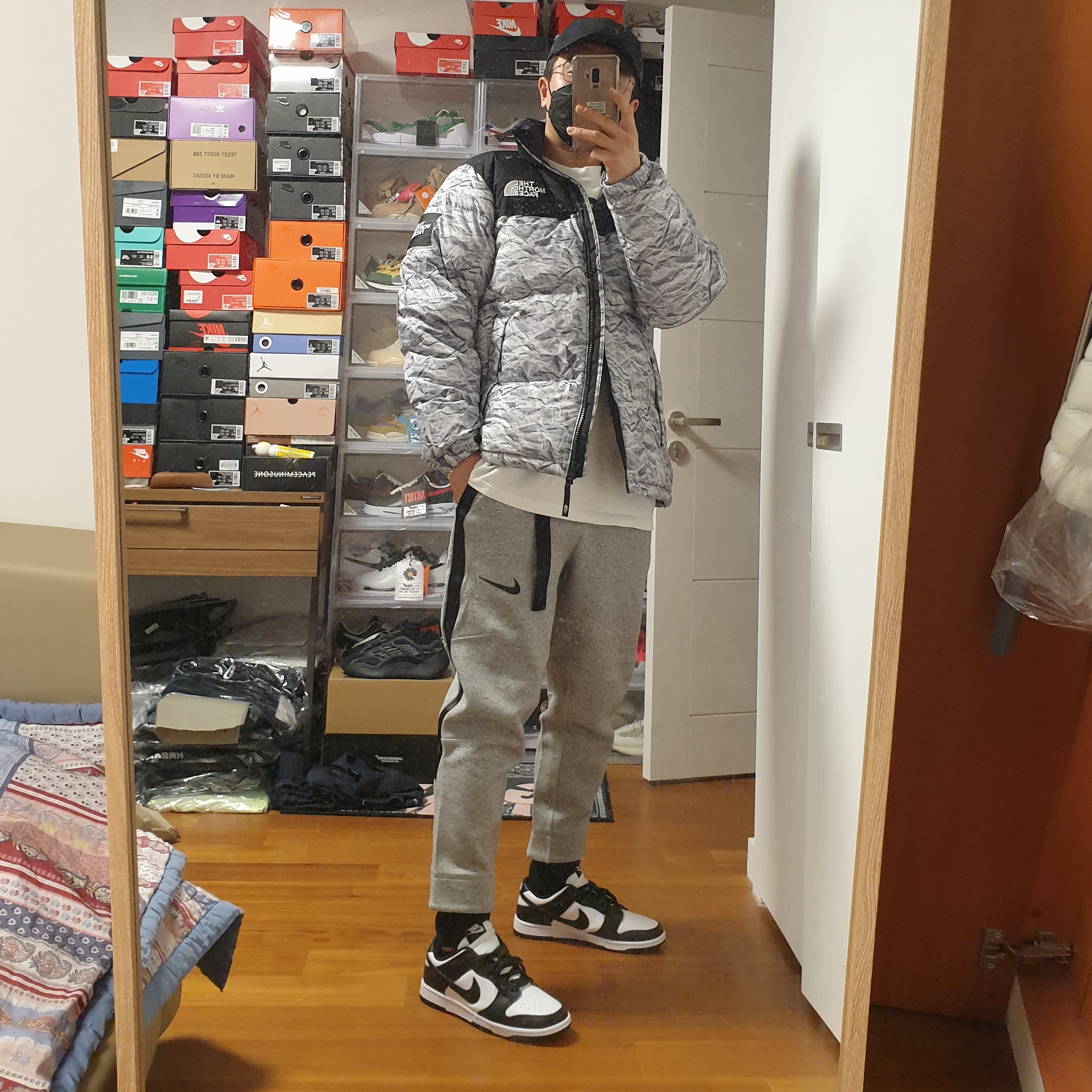 Nike x Sacai NRG Fleece Pants Dark Grey Heather - US/EU, Nike Dunk Low Retro Black 착용 스타일 - 1