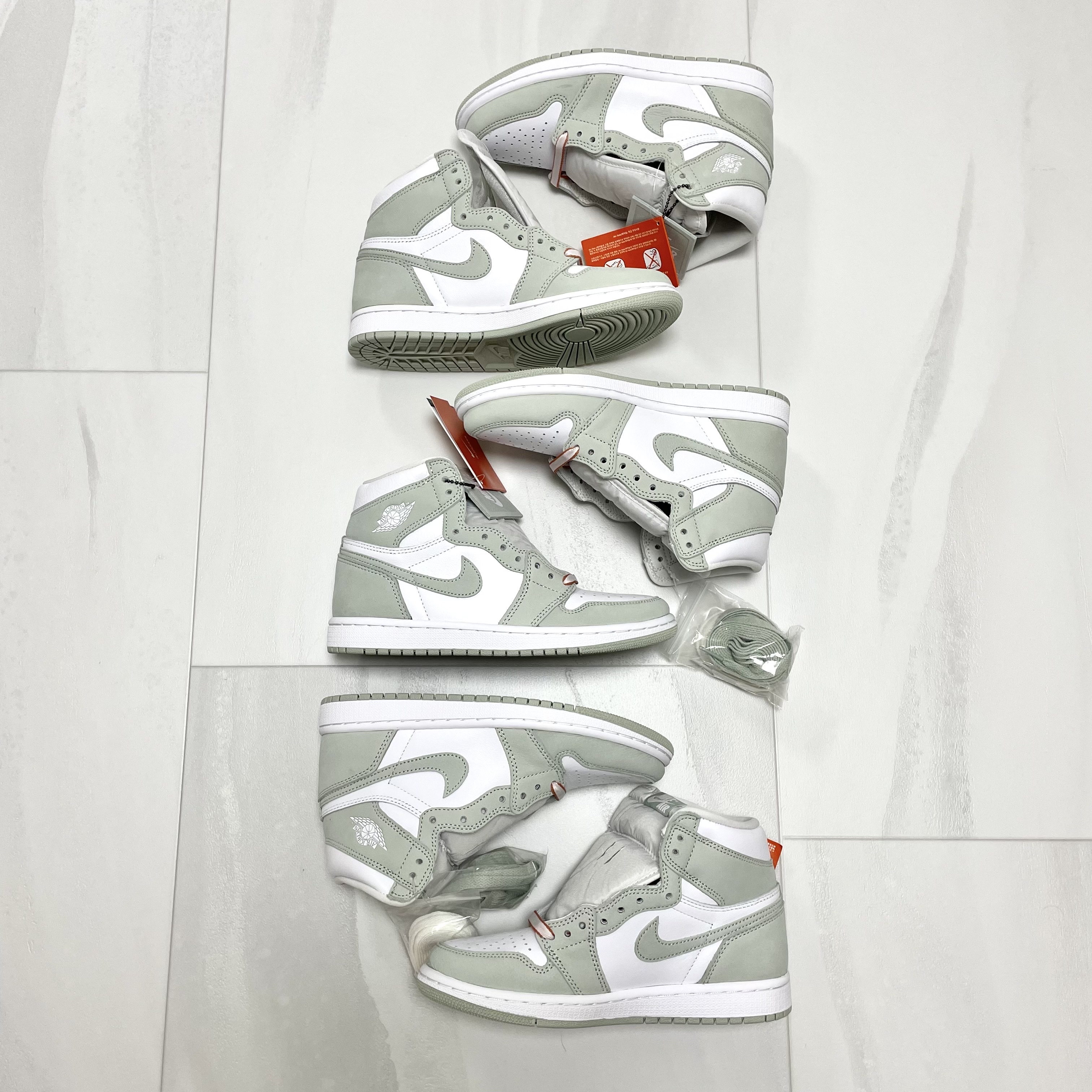 (W) Jordan 1 Retro High OG Seafoam 착용 스타일 - 2
