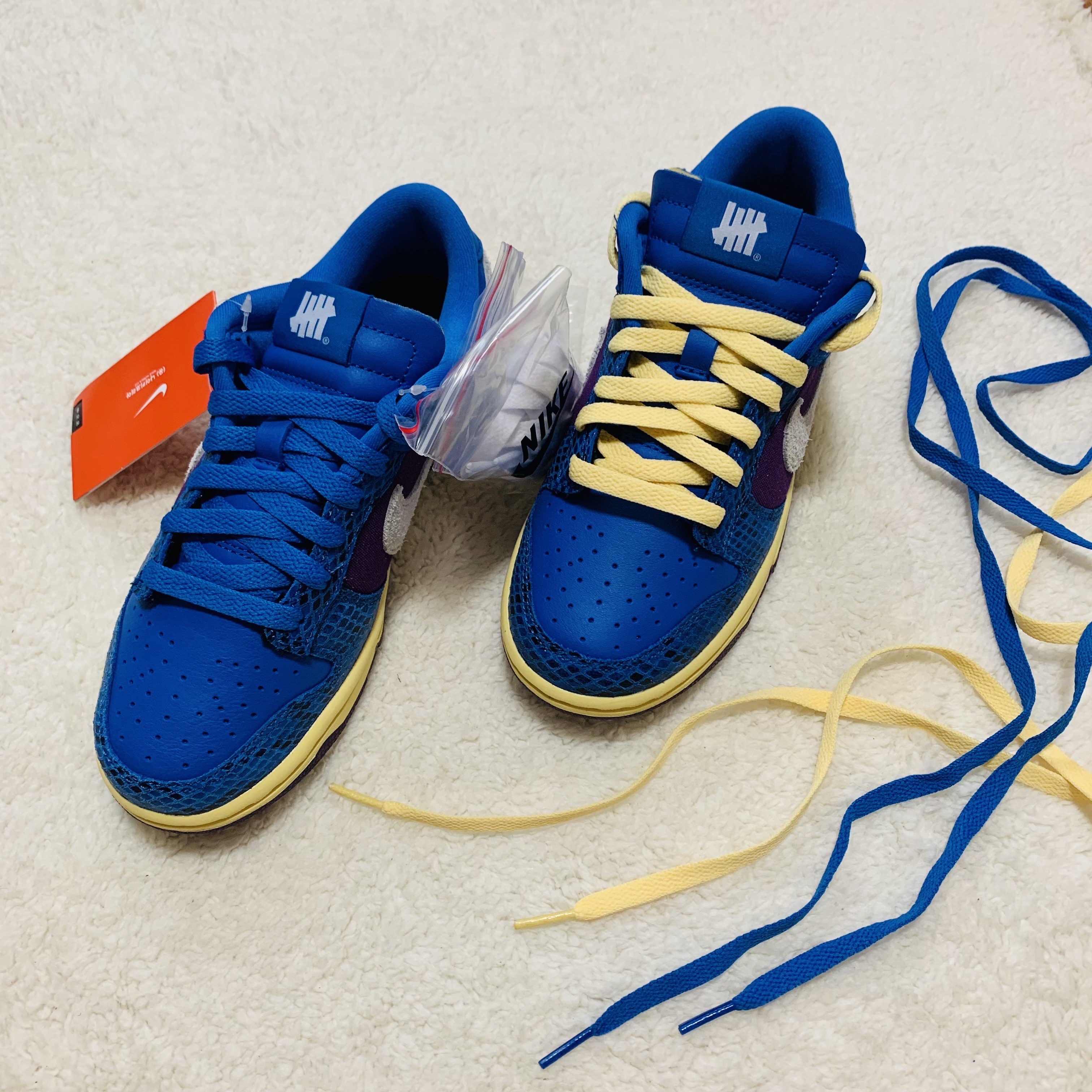 Nike x Undefeated Dunk Low SP 5 On It 착용 스타일 - 2