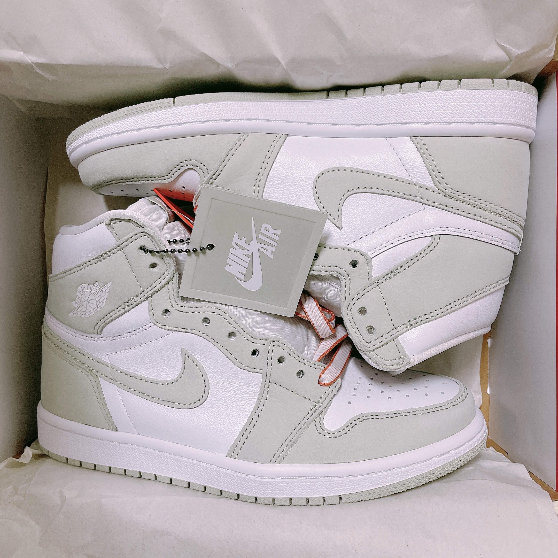 (W) Jordan 1 Retro High OG Seafoam 착용 스타일