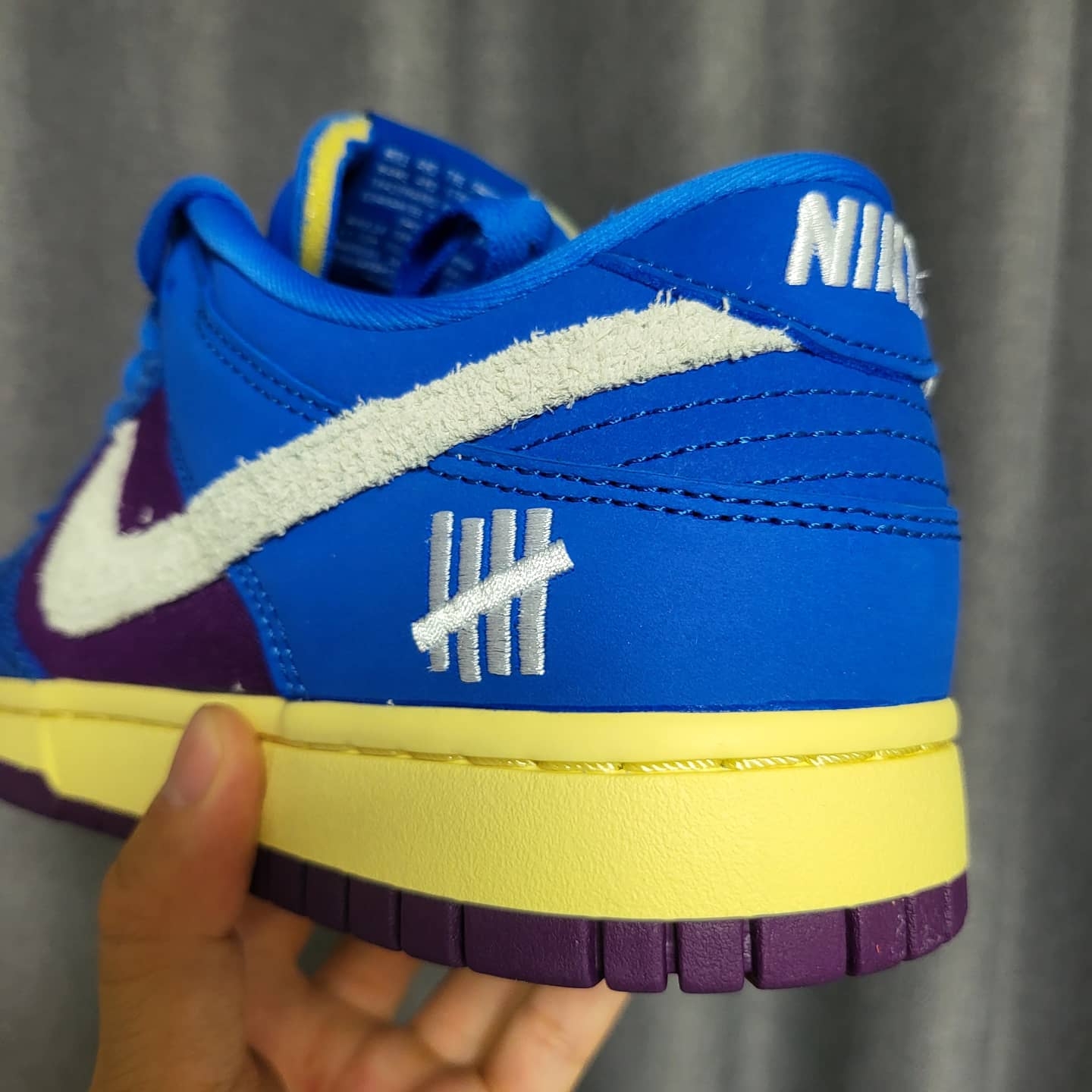 Nike x Undefeated Dunk Low SP 5 On It 착용 스타일 - 2