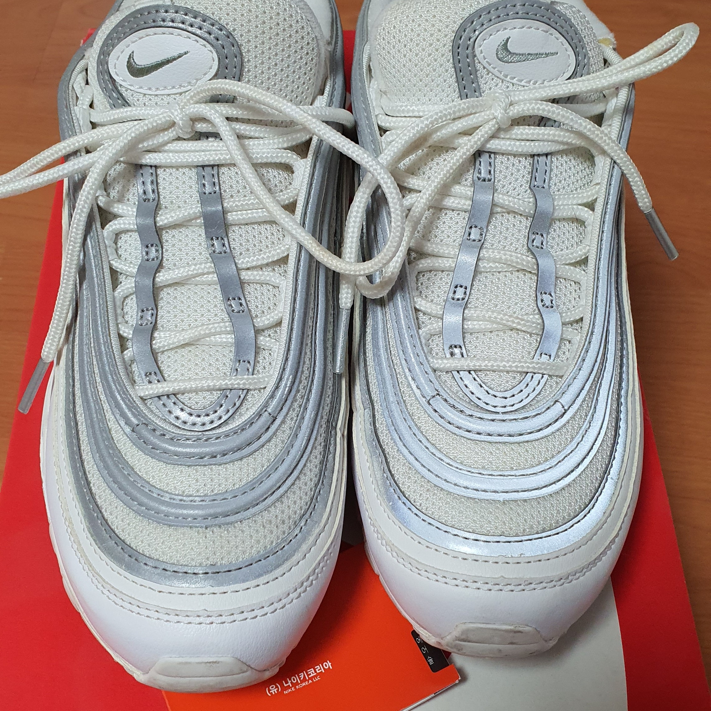 Nike Air Max 97 White Reflect Silver 착용 스타일 - 2