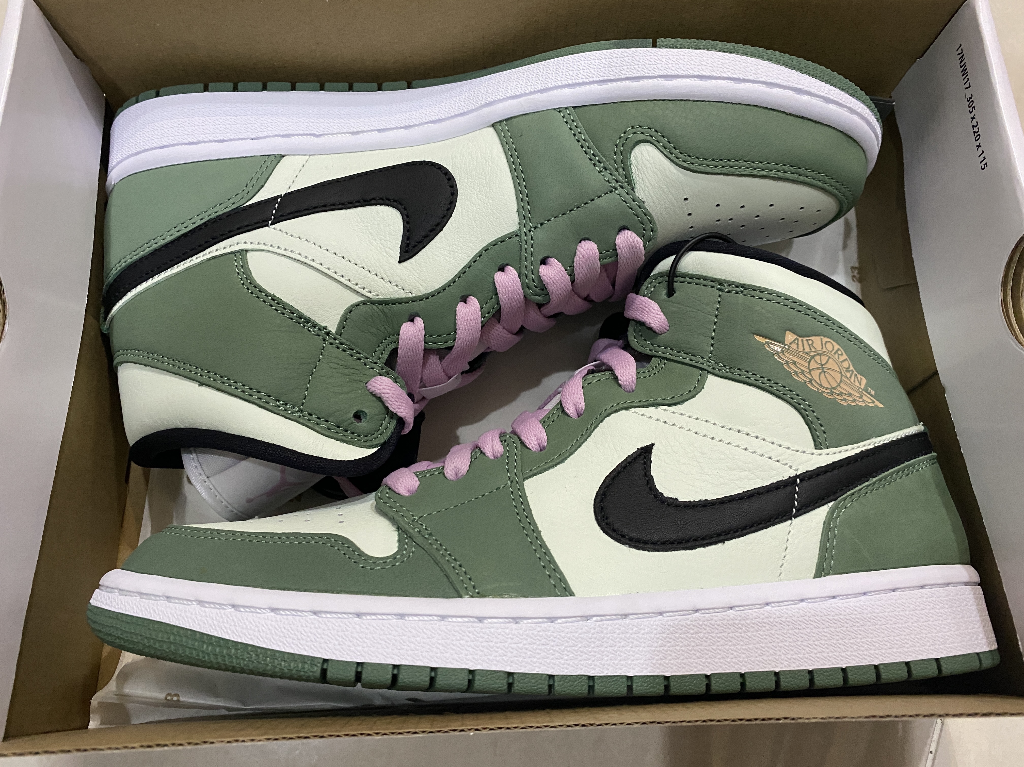 (W) Jordan 1 Mid SE Dutch Green 착용 스타일