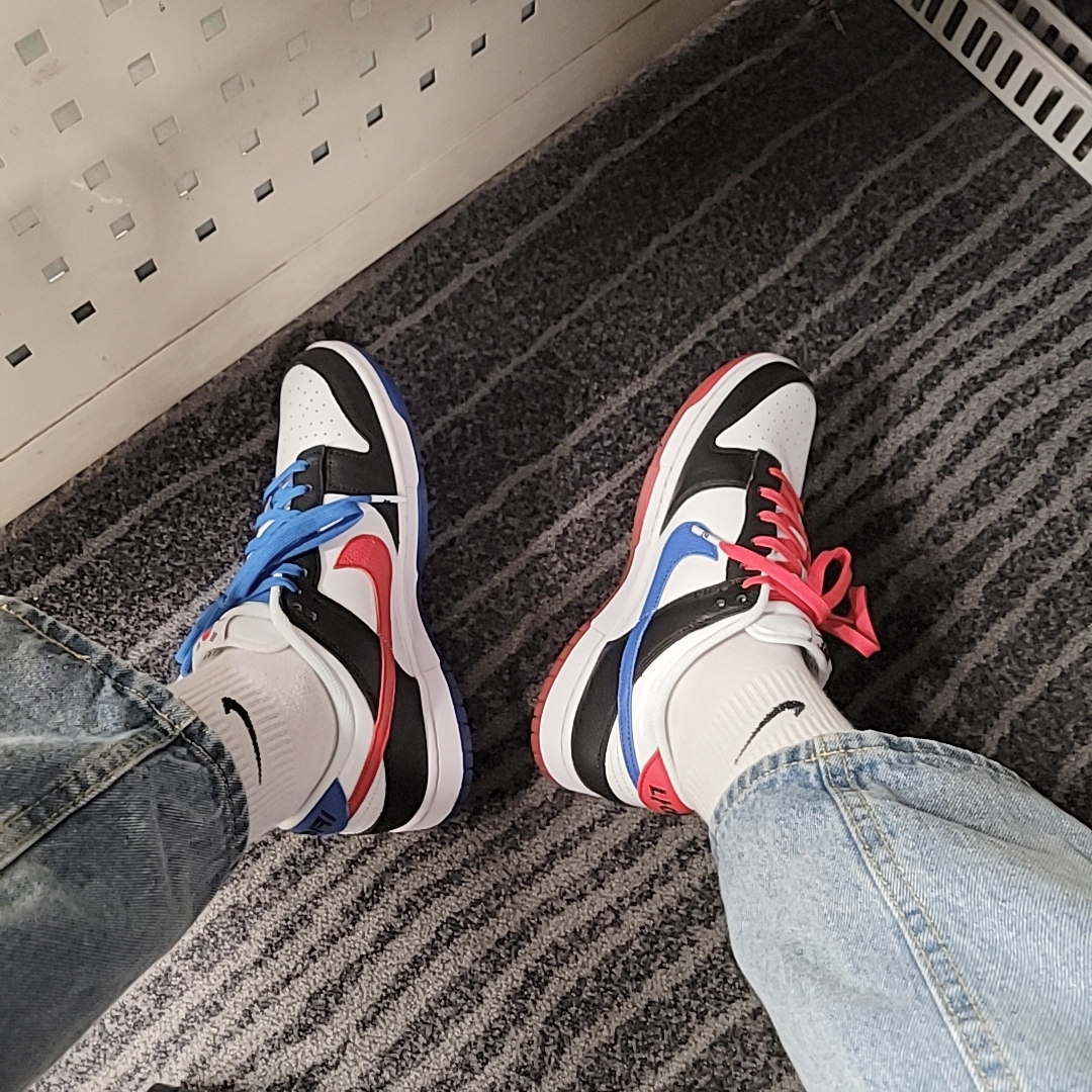 Nike Dunk Low SE Seoul 착용 스타일