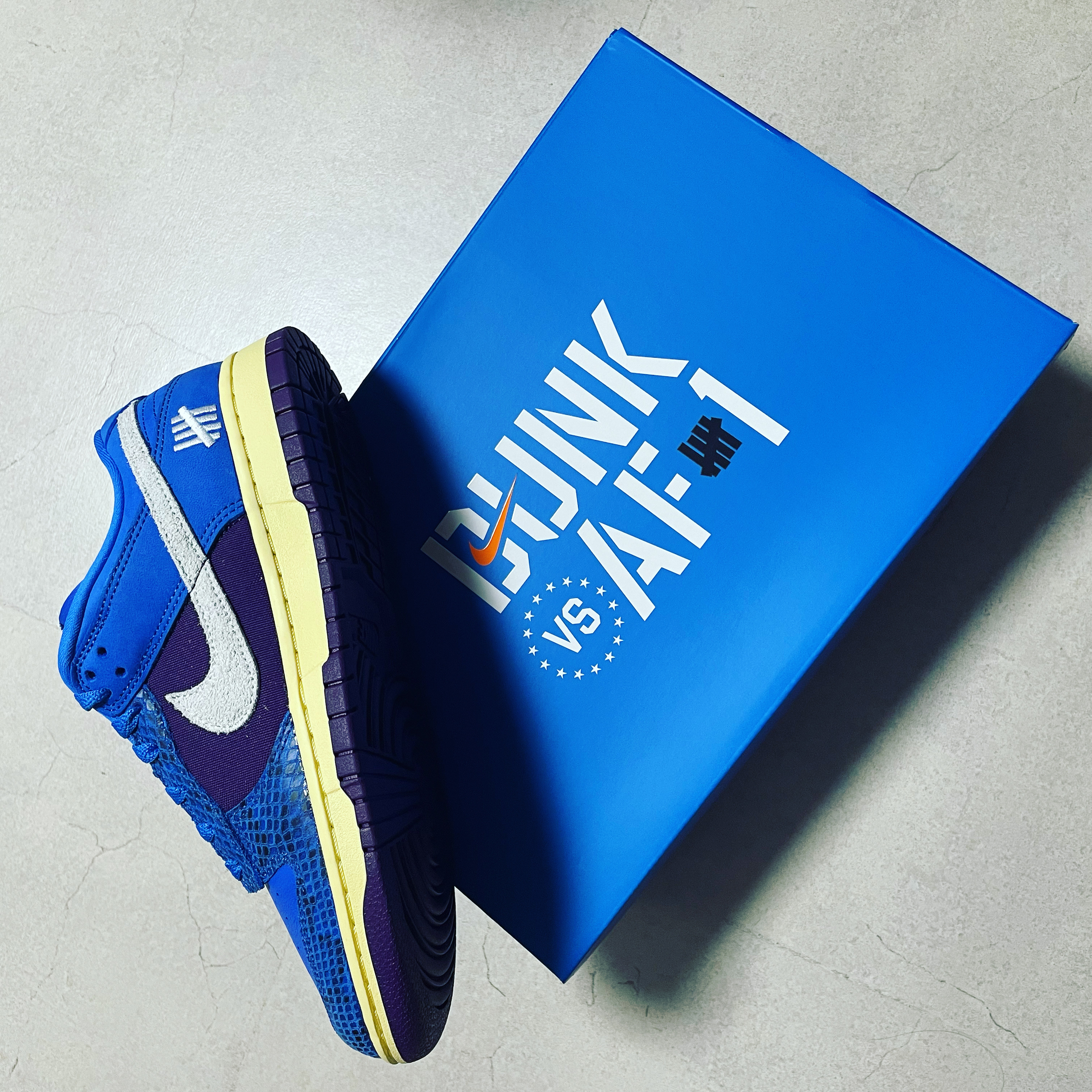 Nike x Undefeated Dunk Low SP 5 On It 착용 스타일