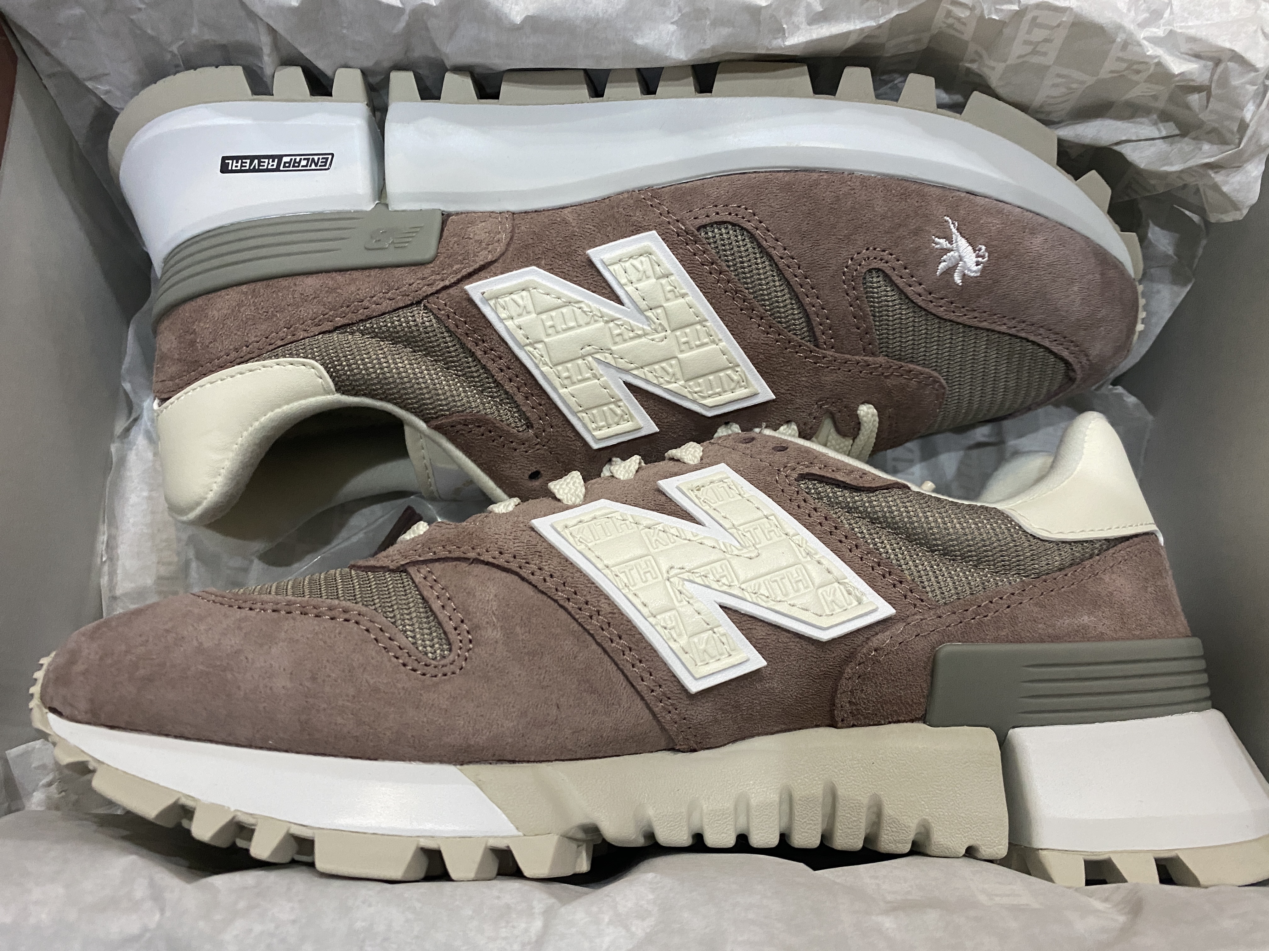 New Balance x Kith R_C 1300 10th Anniversary Antler 착용 스타일
