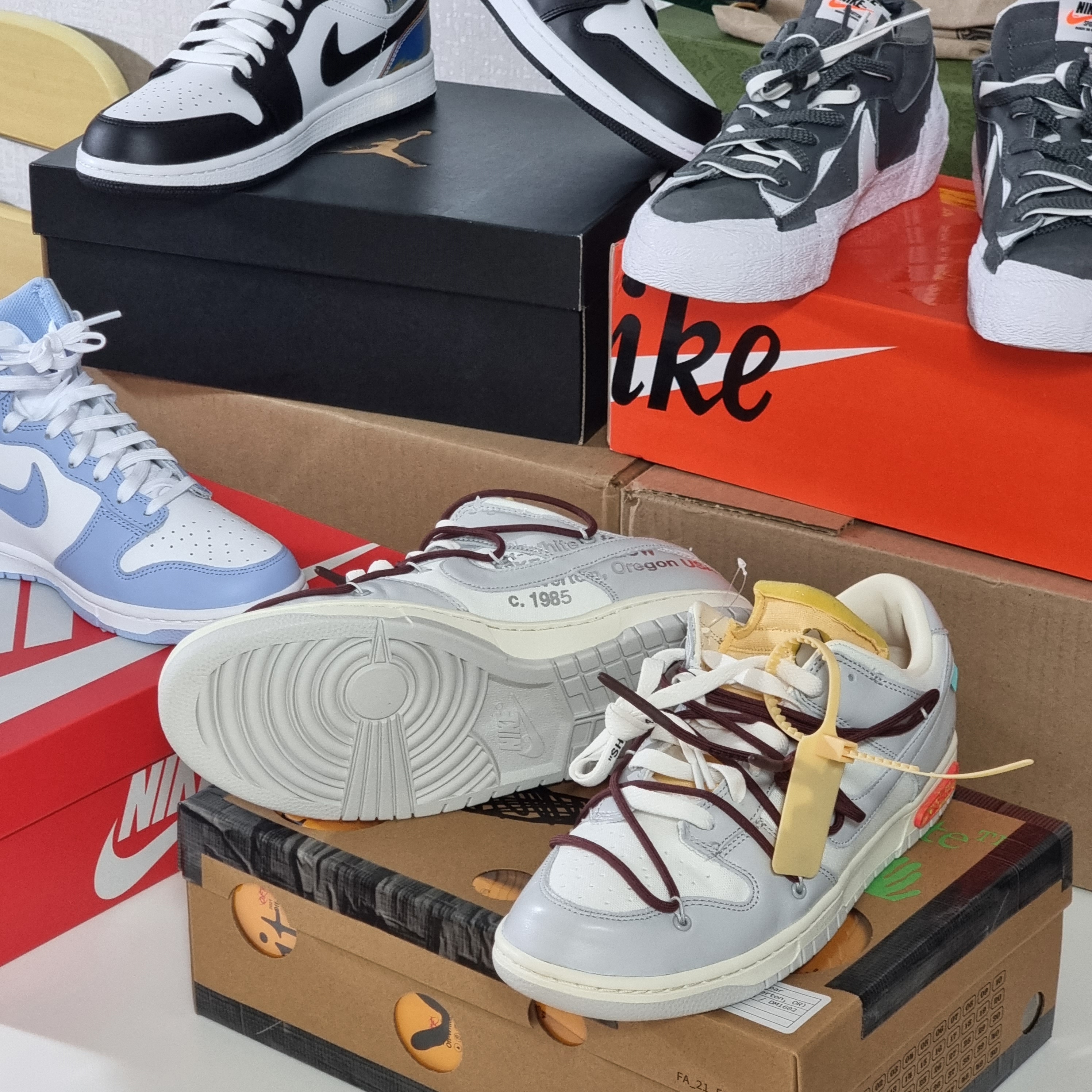 Nike x Off-White Dunk Low The 50 - Lot 46, Nike x Sacai Blazer Low Iron Grey 착용 스타일 - 5