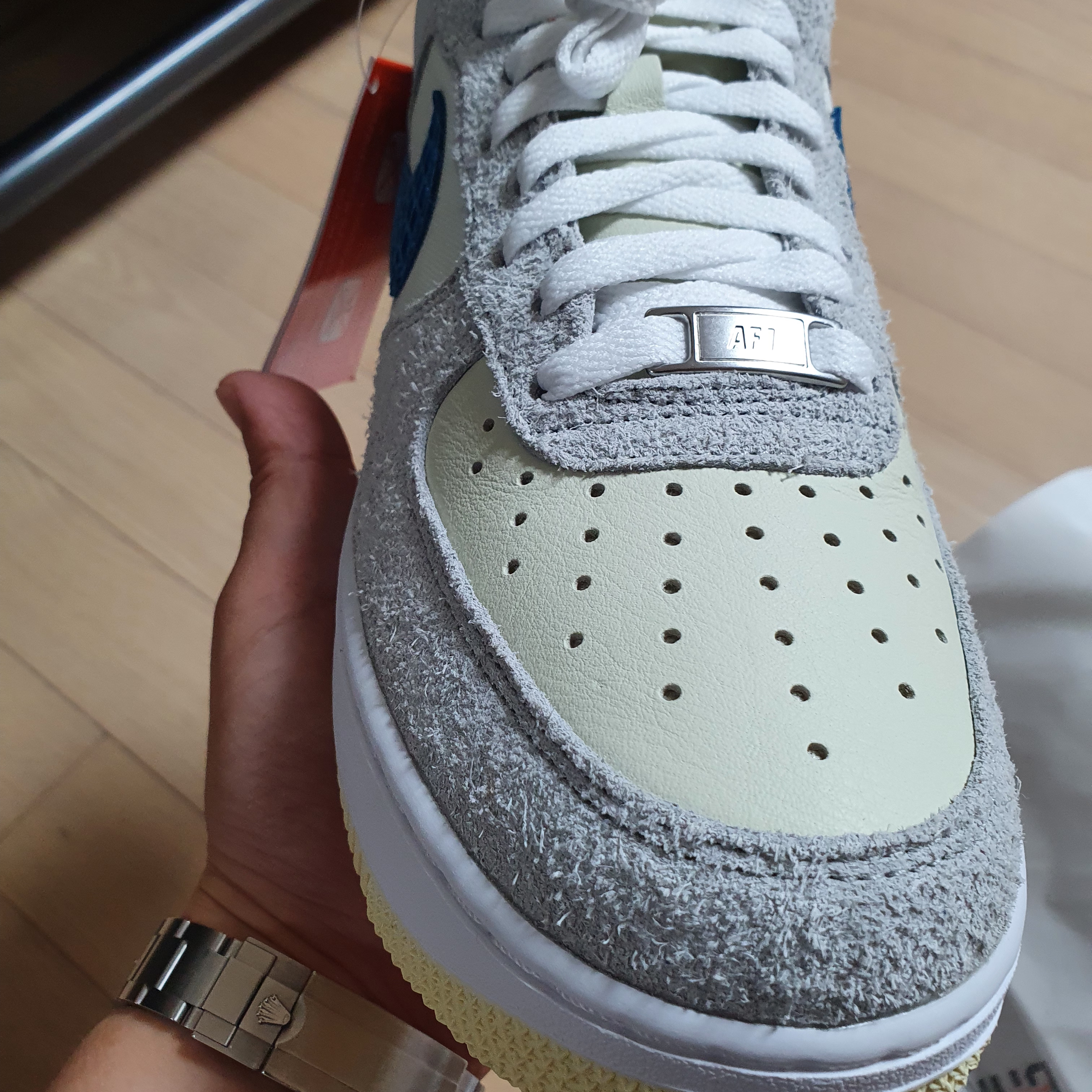 Nike x Undefeated Air Force 1 Low SP 5 On It 착용 스타일