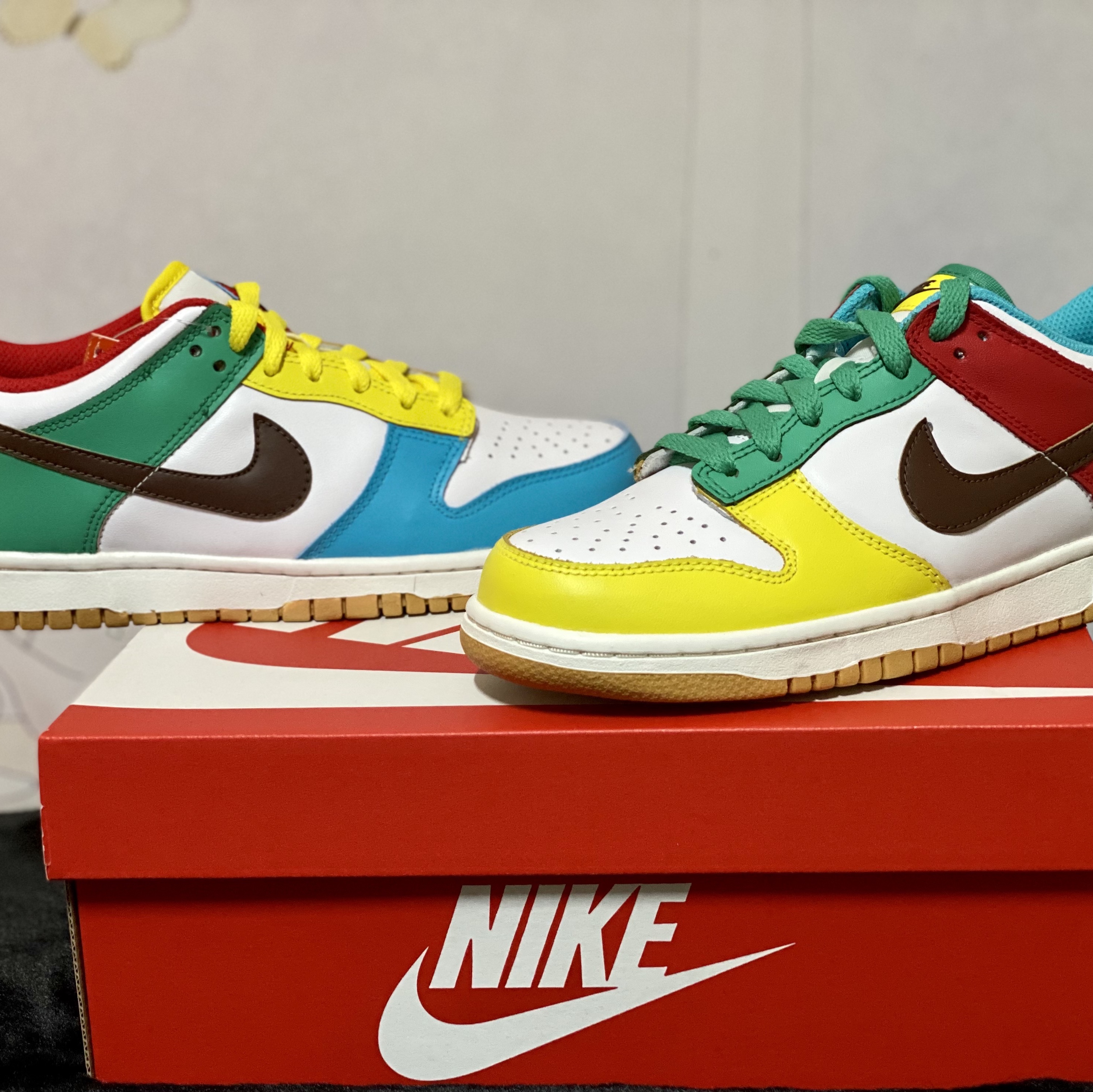 (GS) Nike Dunk Low SE Free.99 White 착용 스타일 - 2