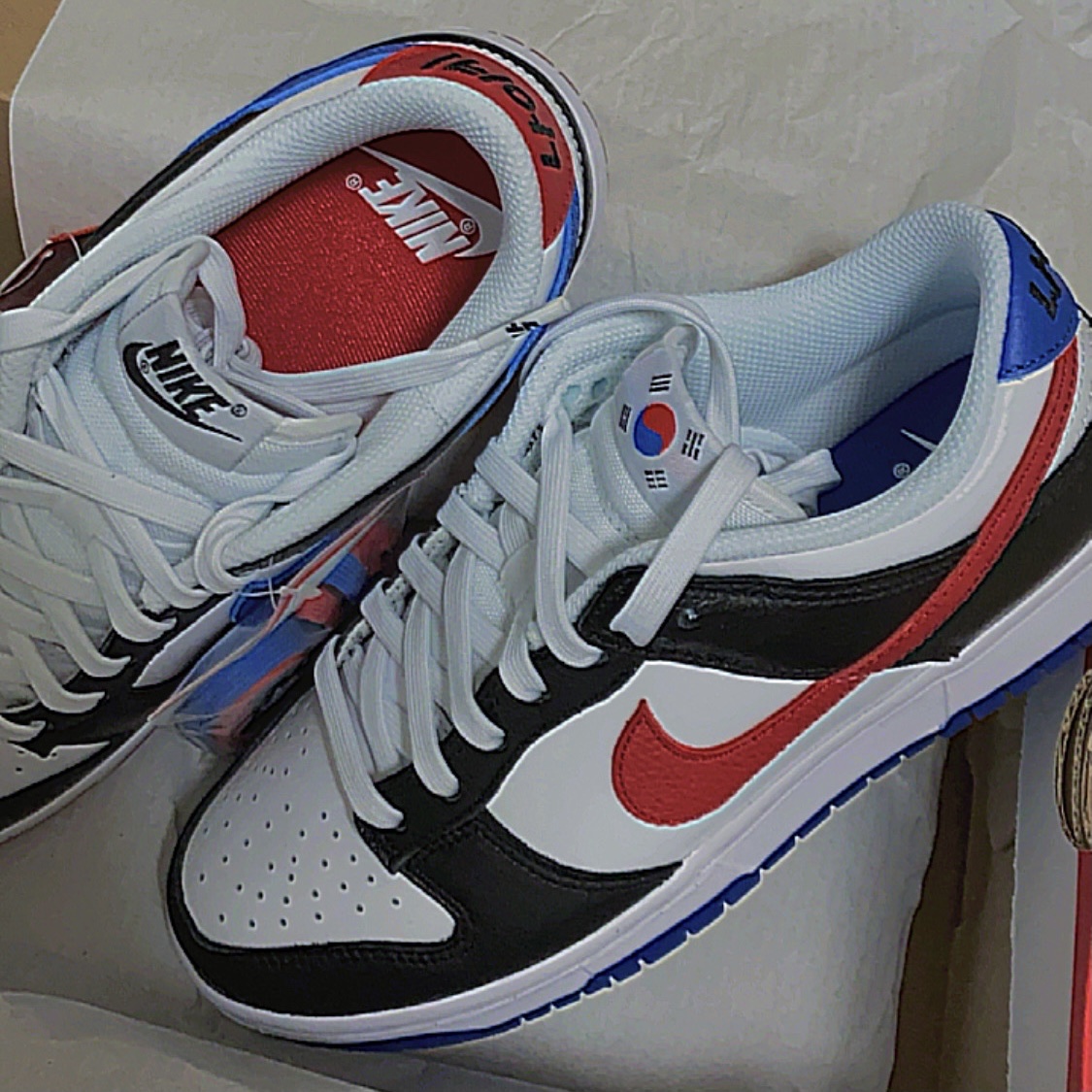 Nike Dunk Low SE Seoul 착용 스타일 - 1