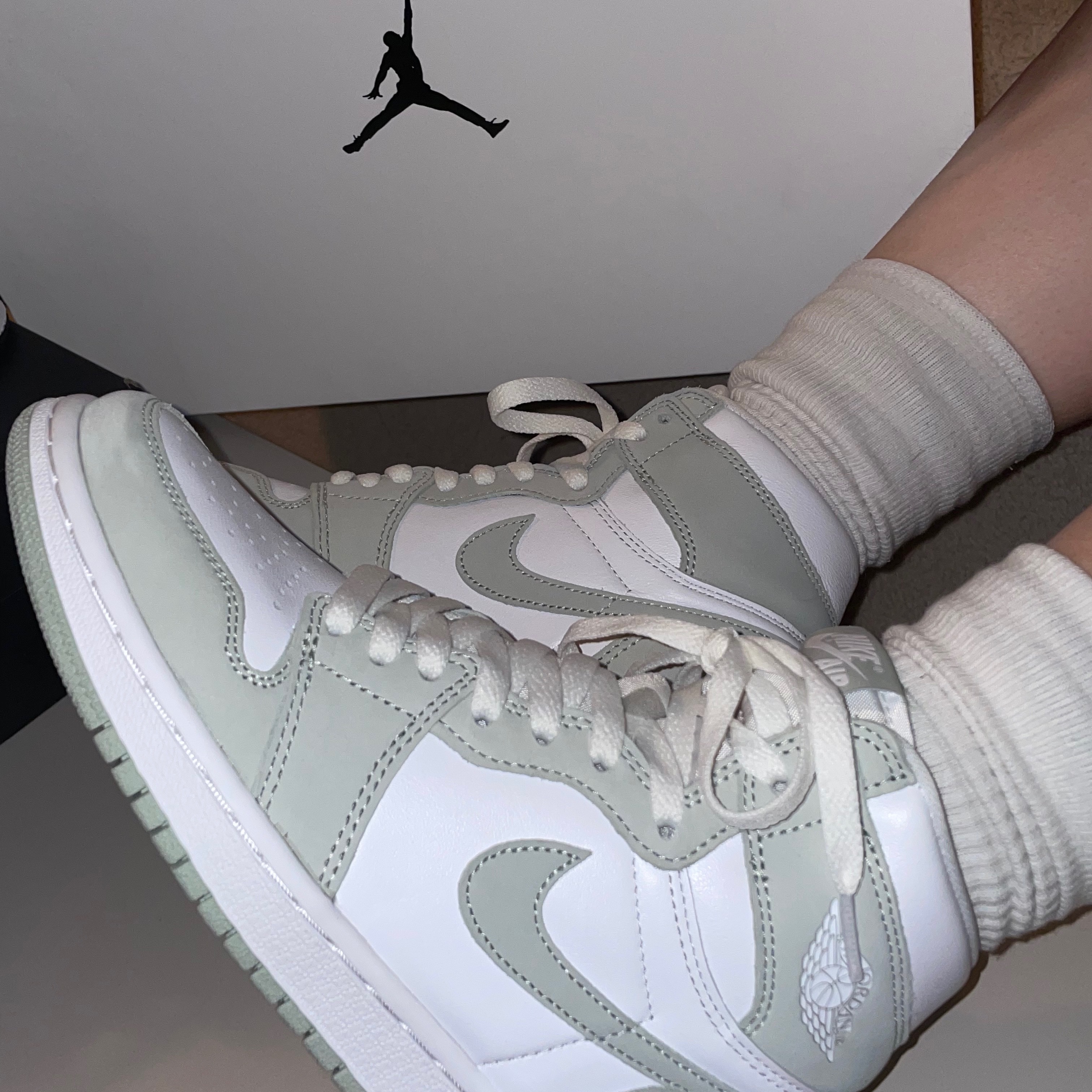 (W) Jordan 1 Retro High OG Seafoam 착용 스타일