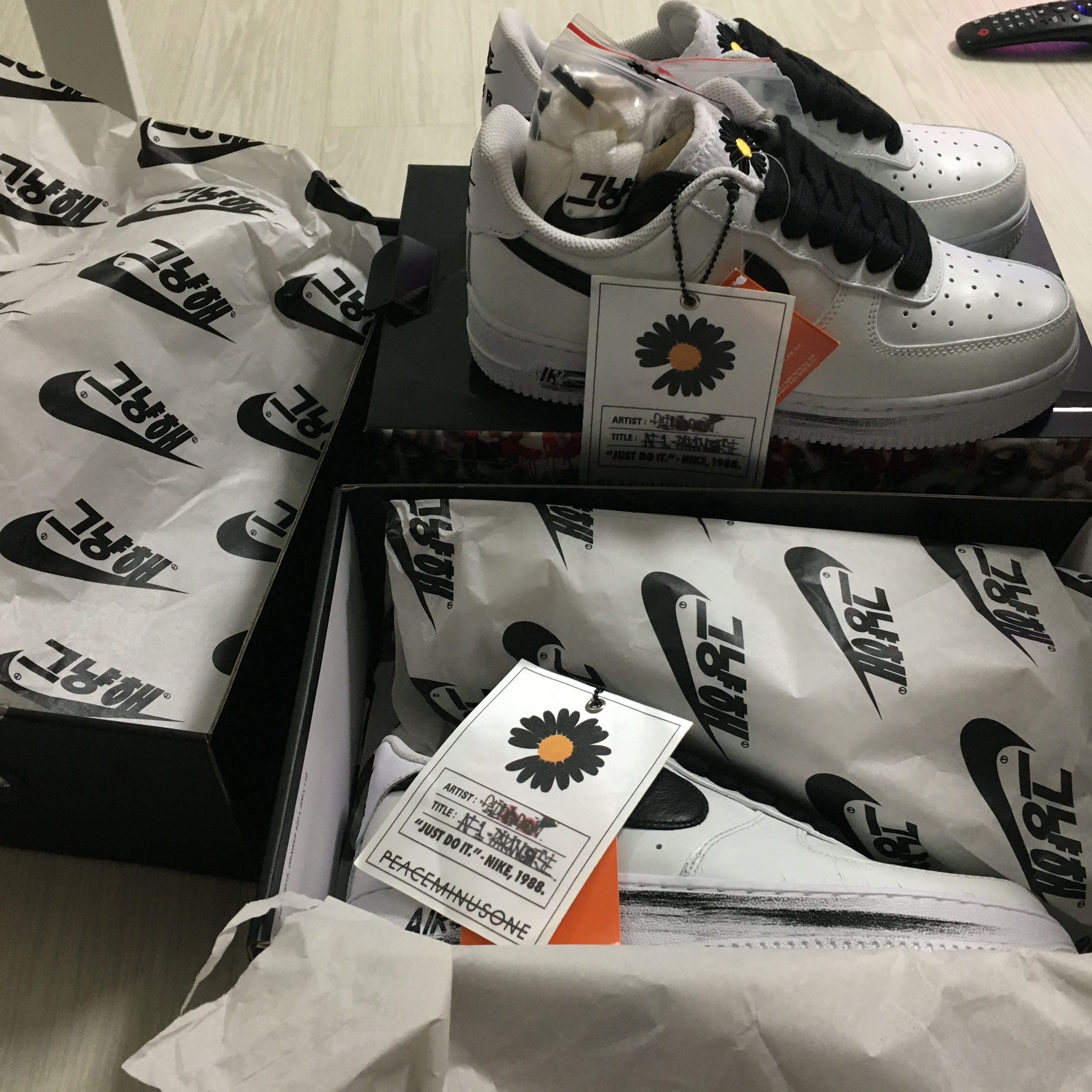 Nike x Peaceminusone Air Force 1 Low Para-Noise 2.0 착용 스타일