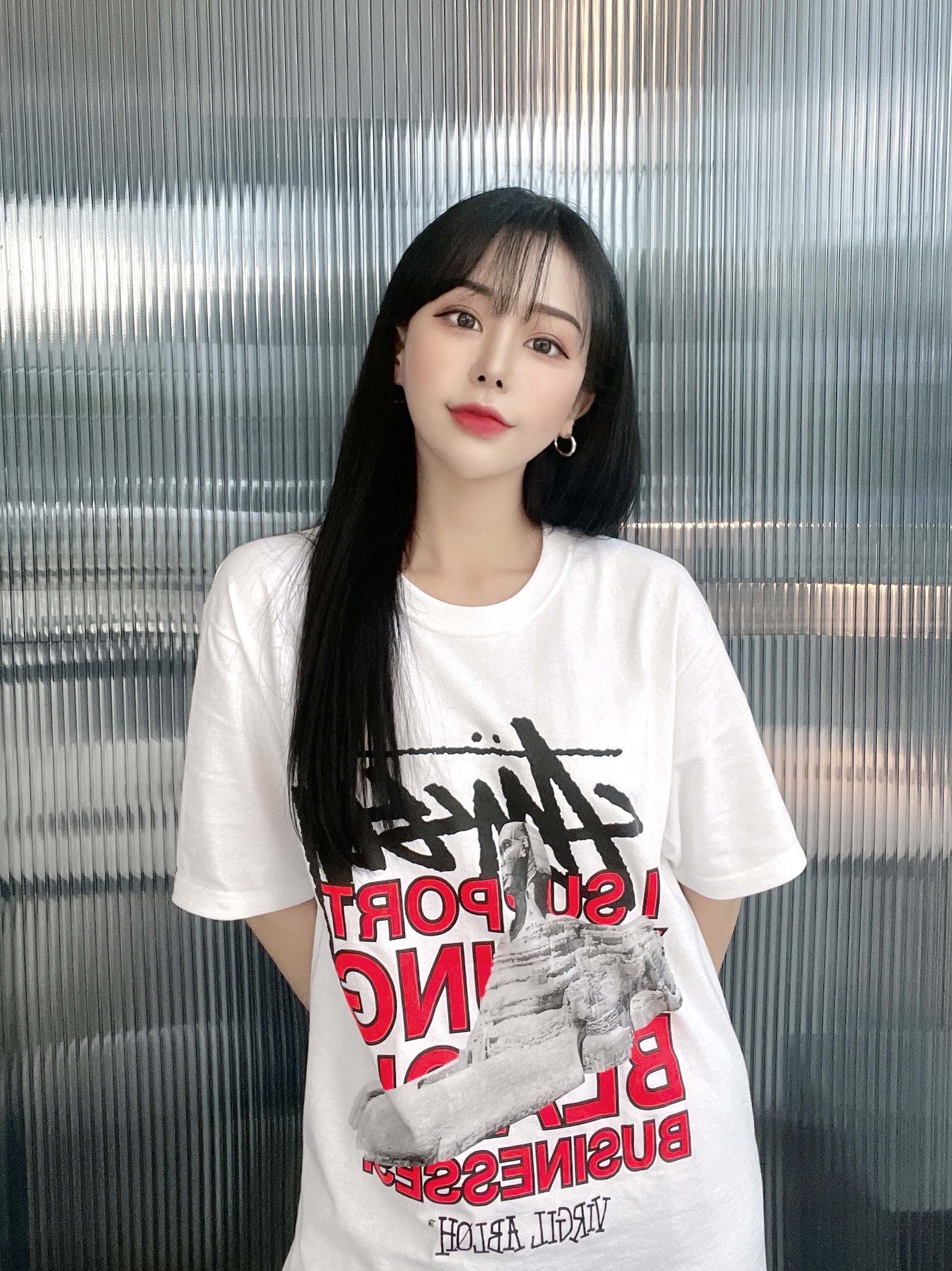 Stussy x Off-White 40 WT T-Shirt 착용 스타일