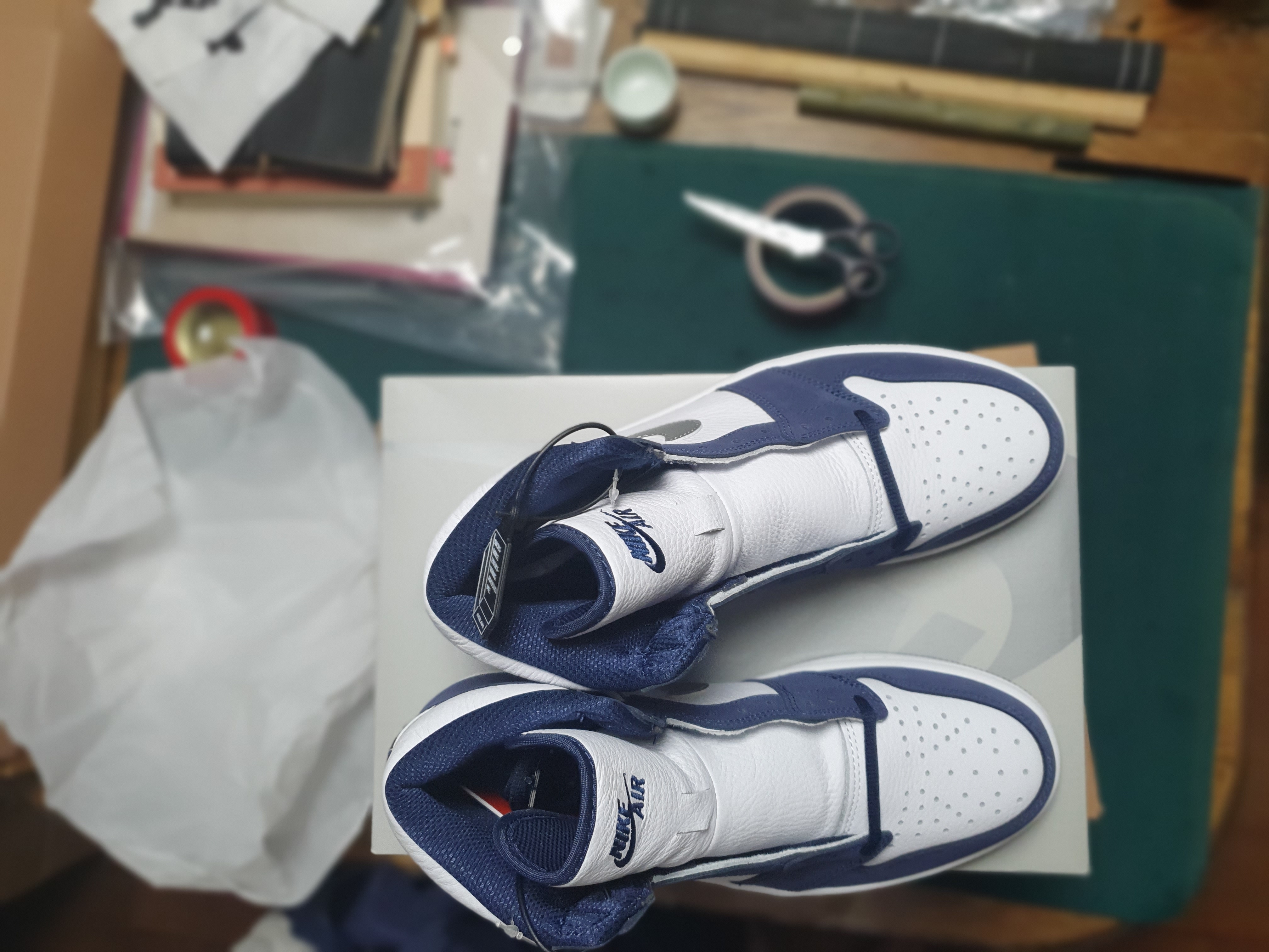 Jordan 1 Retro High OG CO.JP Midnight Navy 착용 스타일 - 4