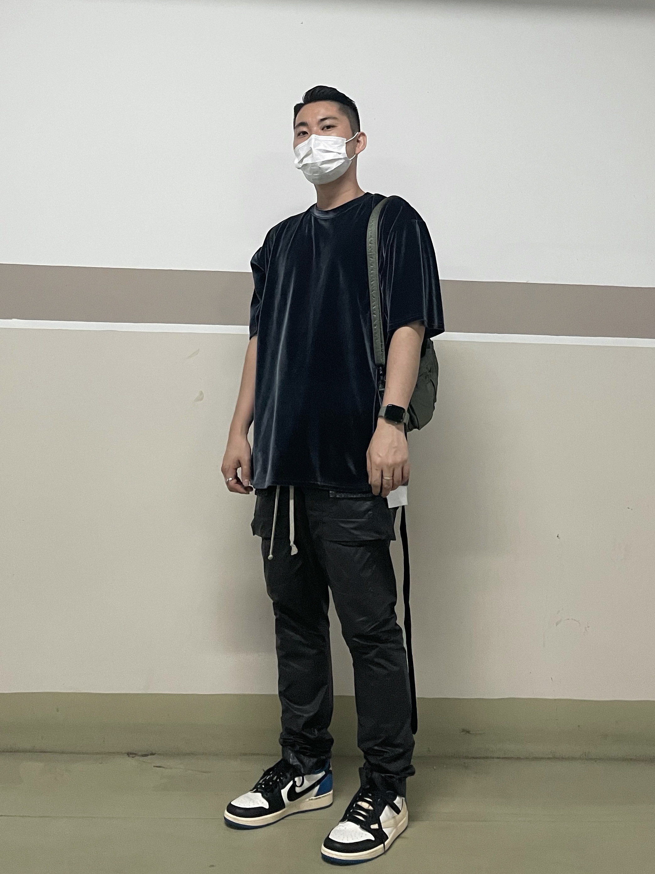 Jordan 1 x Travis Scott x Fragment Retro Low OG SP Military Blue 착용 스타일