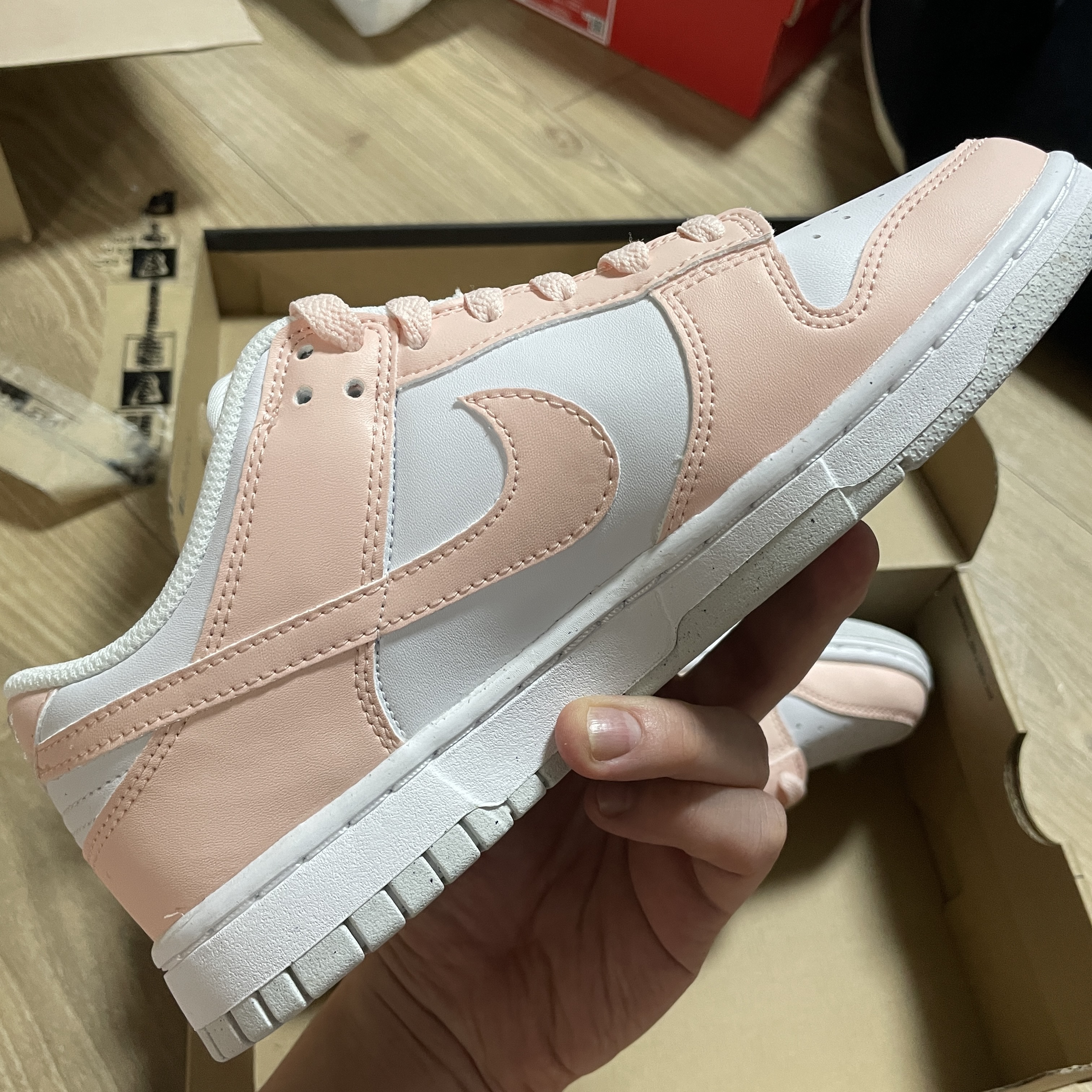 (W) Nike Dunk Low Next Nature Pale Coral 착용 스타일 - 3