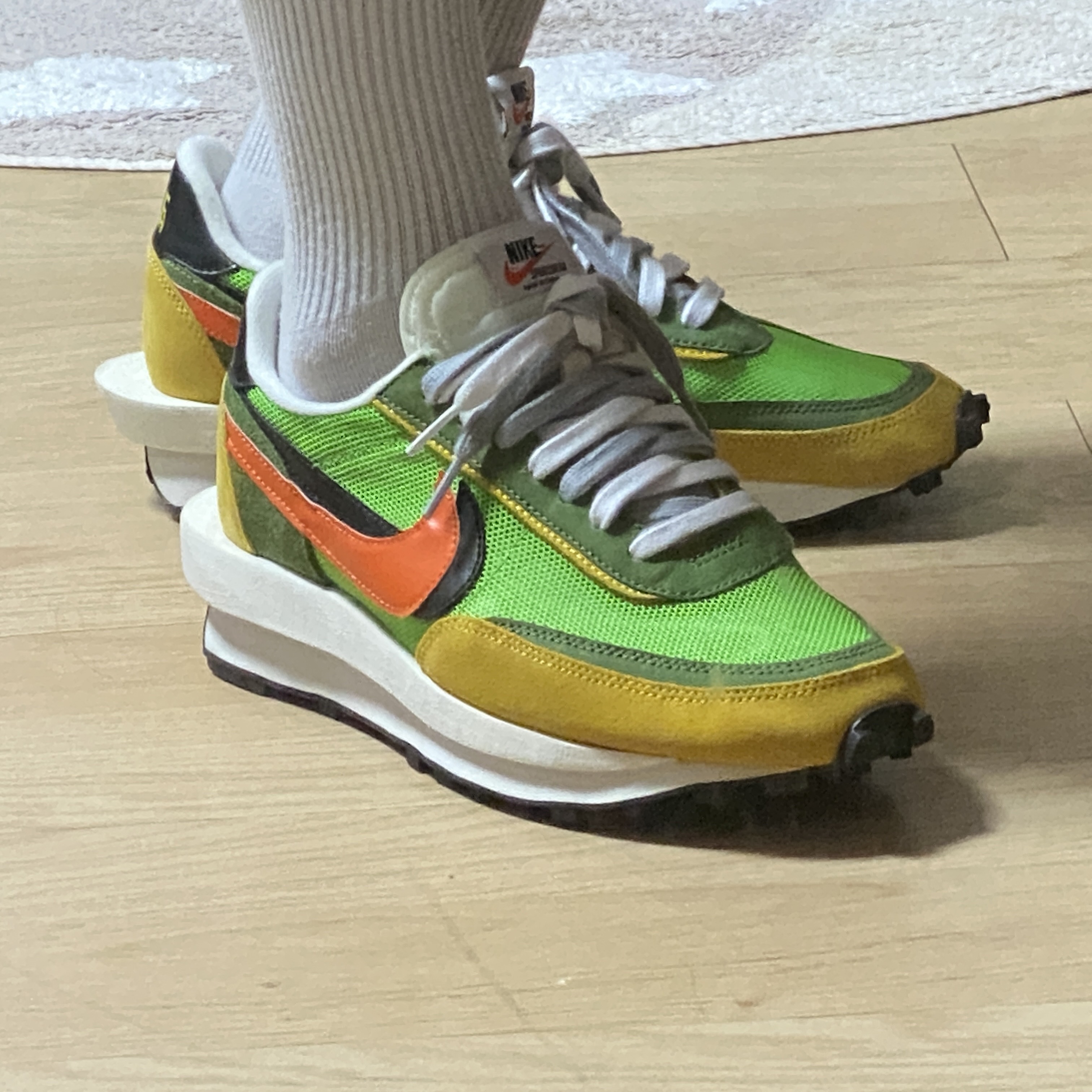 Nike x Sacai LDWaffle Green Multi 착용 스타일