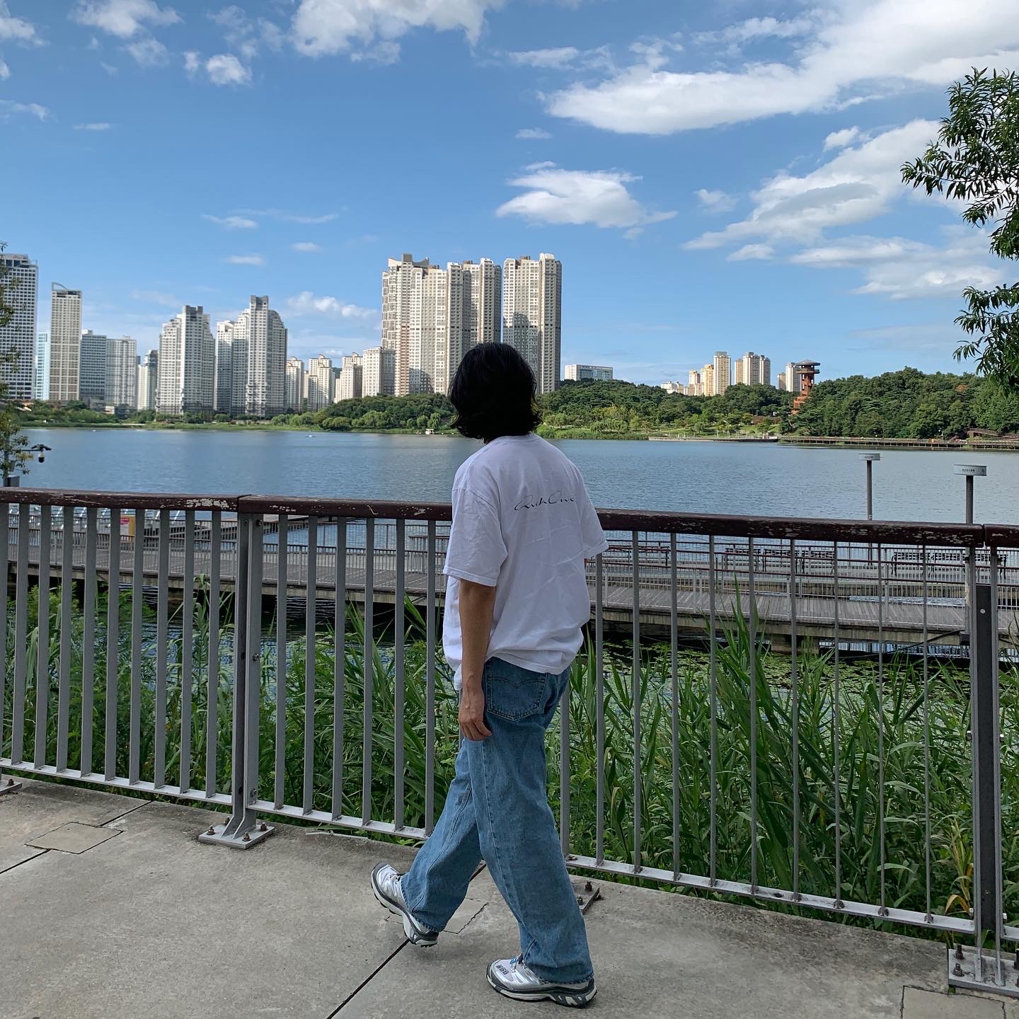 Salomon XT-4 ADV Silver Metallic X, Stussy x Rick Owens 40 WT T-Shirt 착용 스타일 - 1