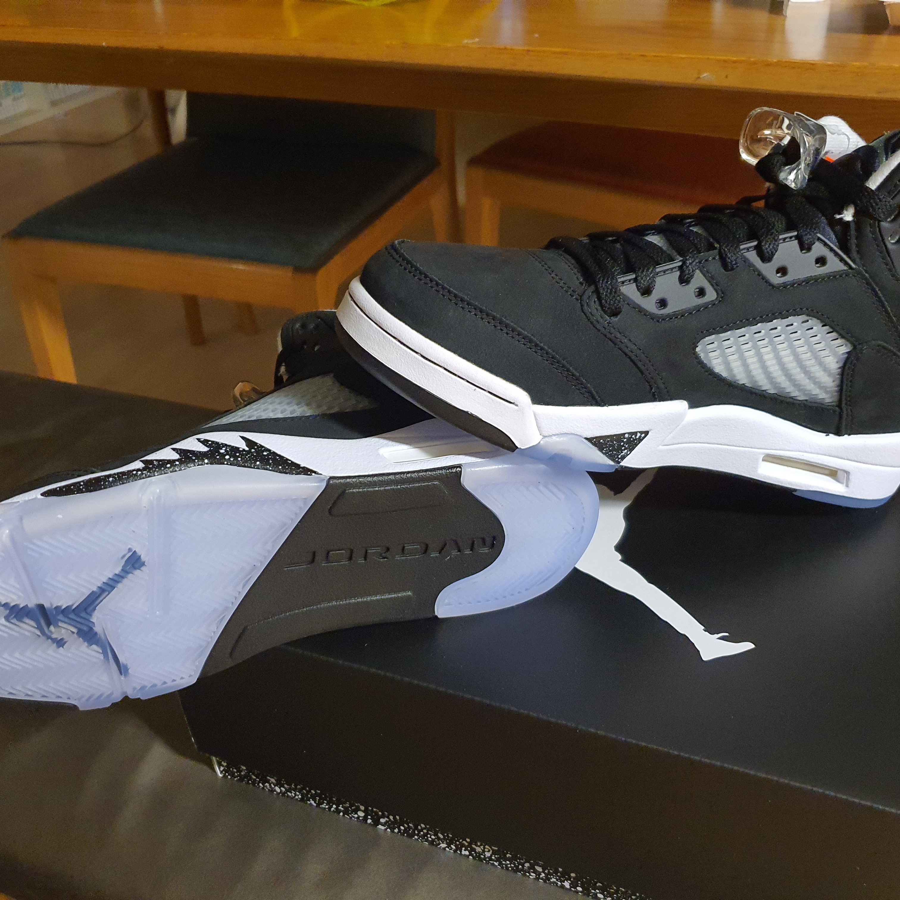 Jordan 5 Retro Moonlight 착용 스타일 - 1