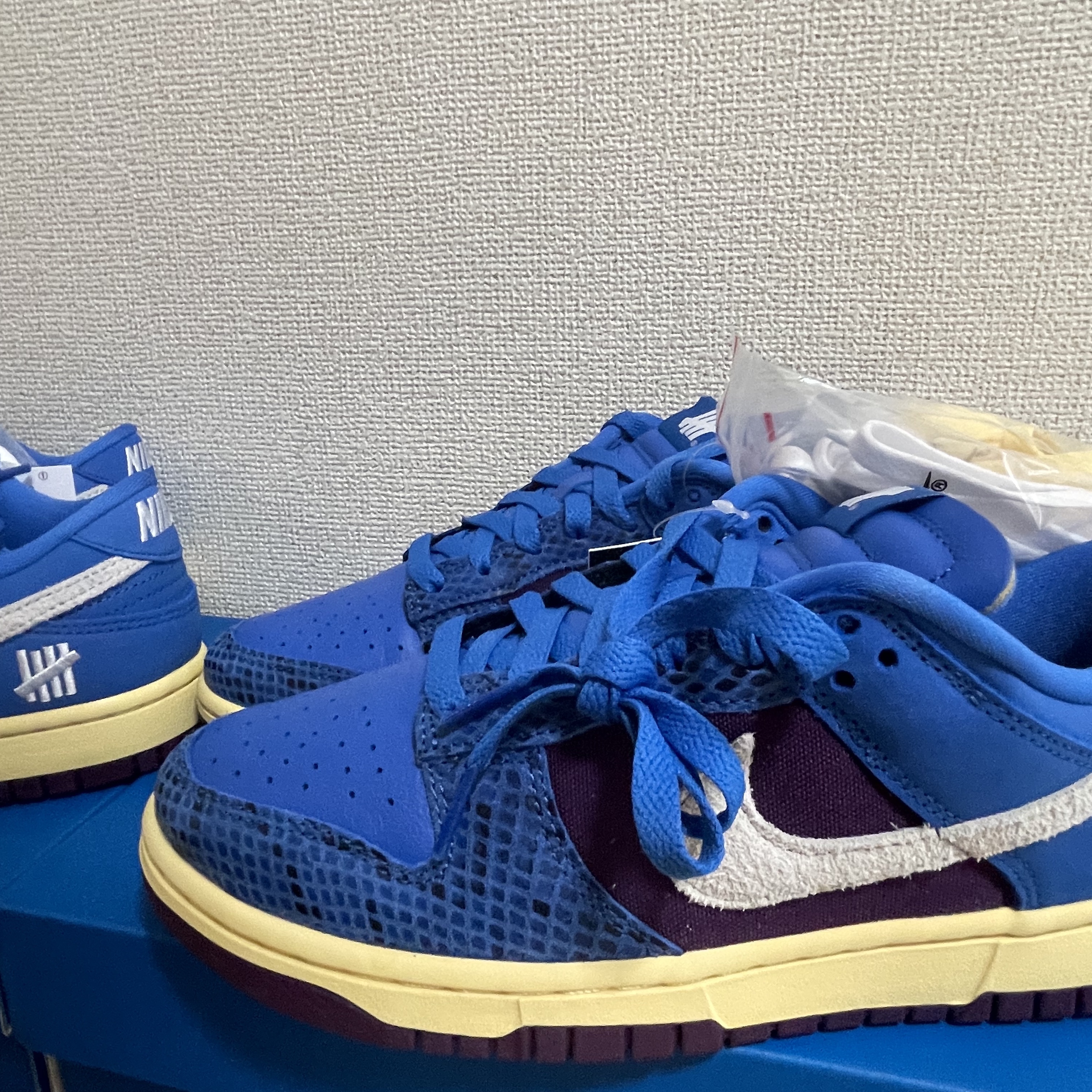 Nike x Undefeated Dunk Low SP 5 On It 착용 스타일 - 2