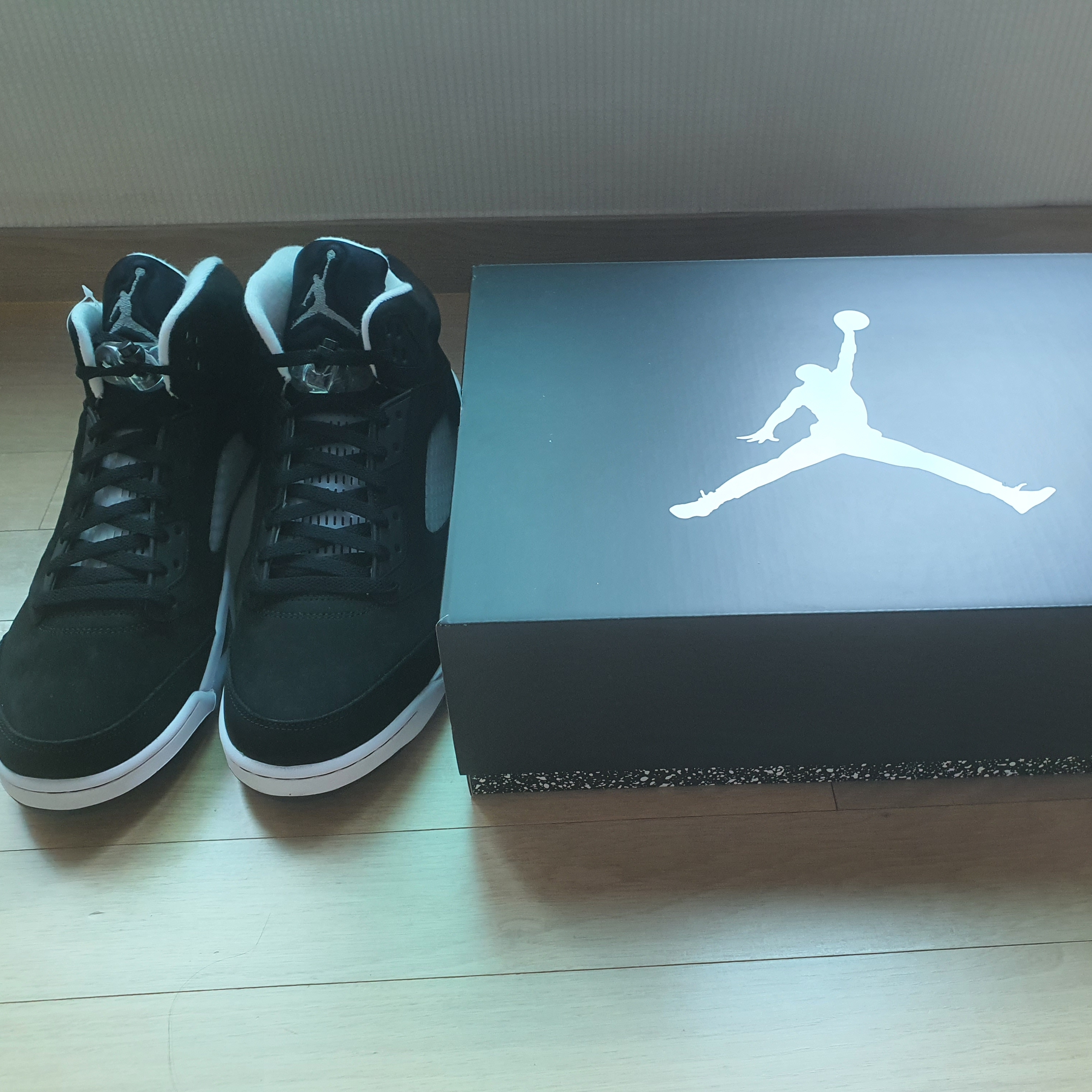 Jordan 5 Retro Moonlight 착용 스타일 - 2