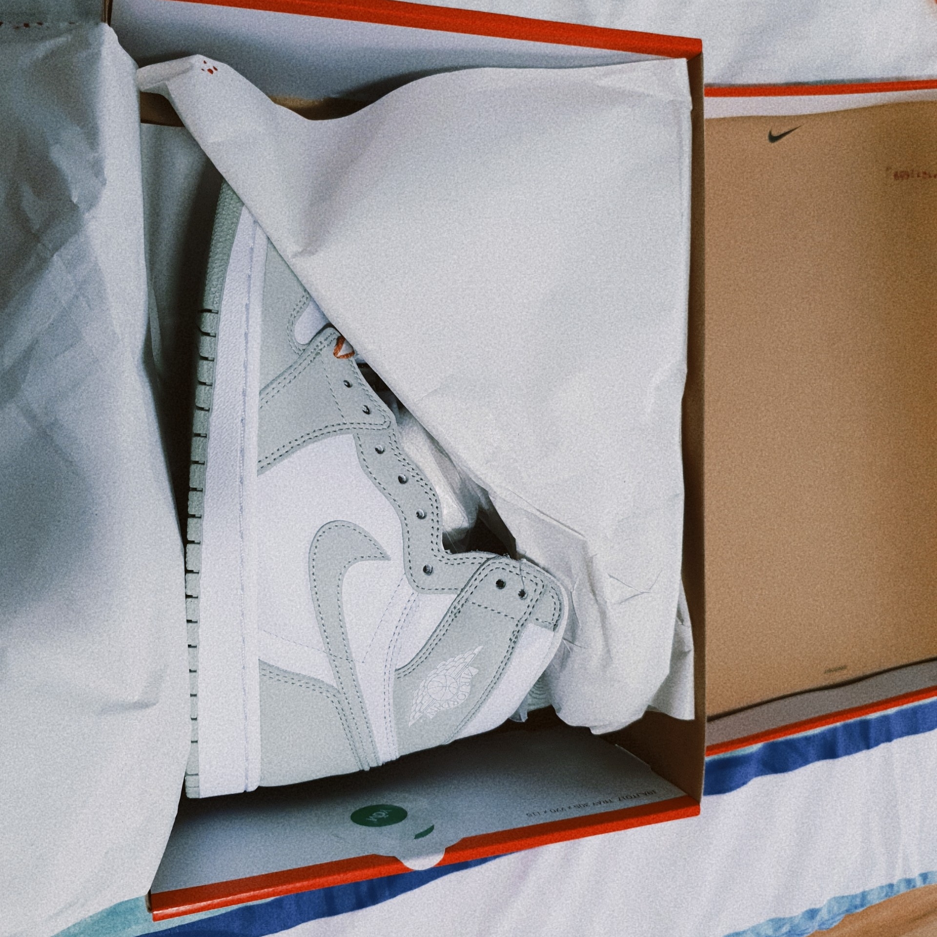 (W) Jordan 1 Retro High OG Seafoam 착용 스타일 - 2