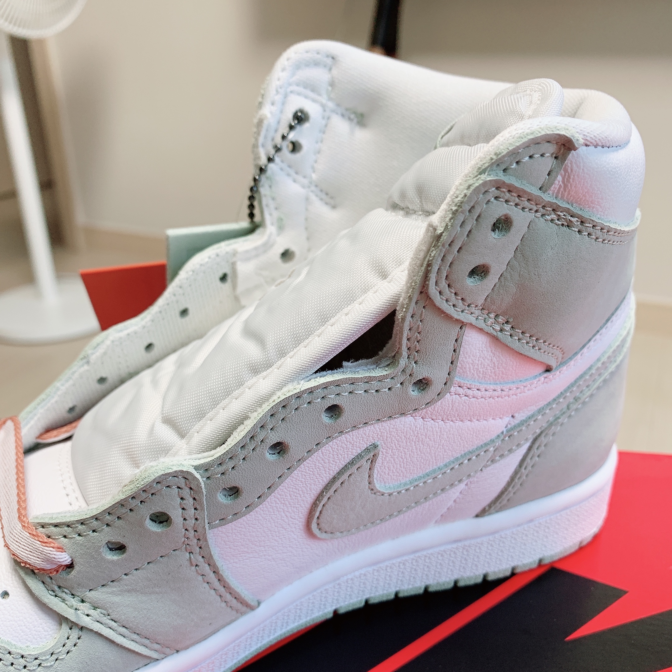 (W) Jordan 1 Retro High OG Seafoam 착용 스타일 - 2