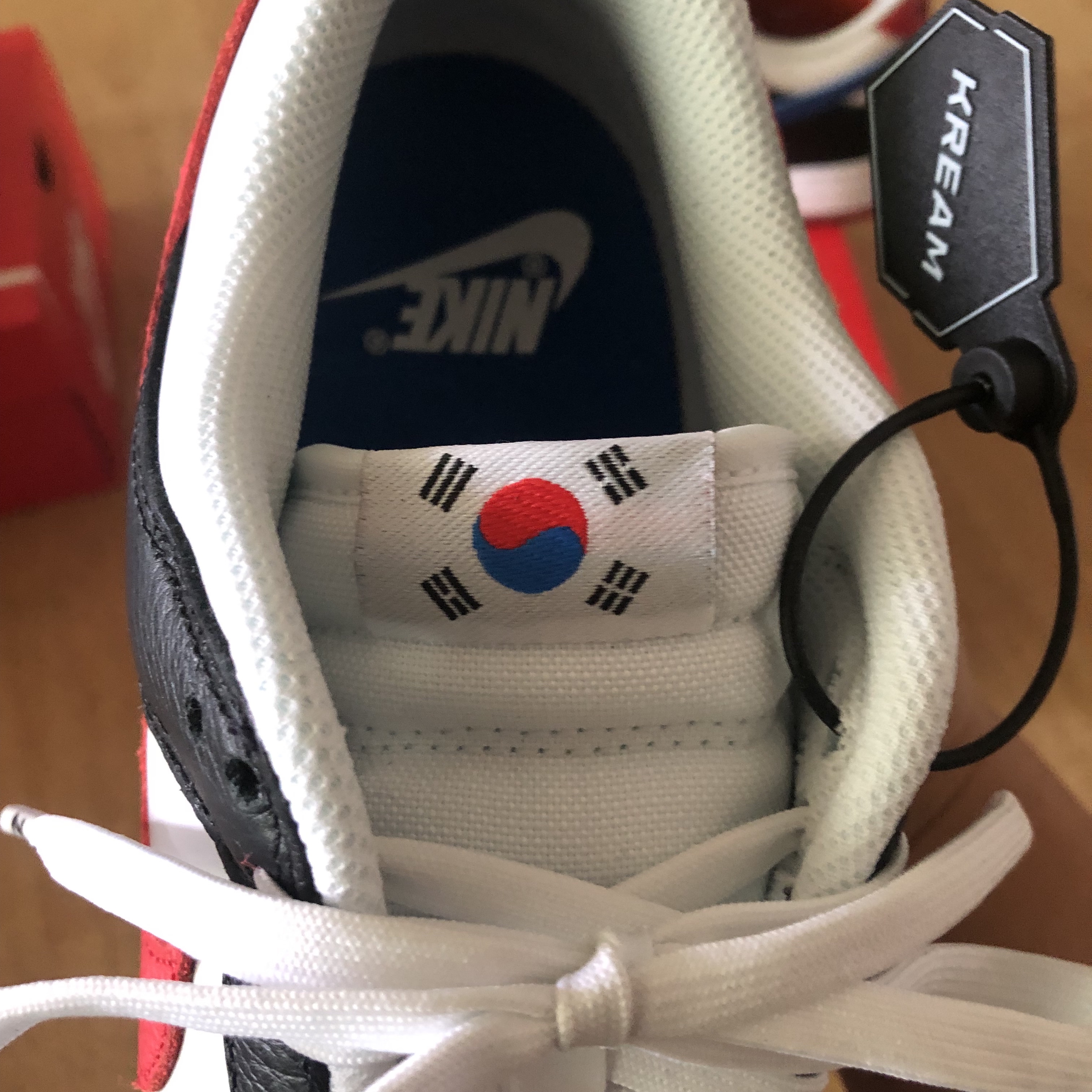 Nike Dunk Low SE Seoul 착용 스타일 - 4