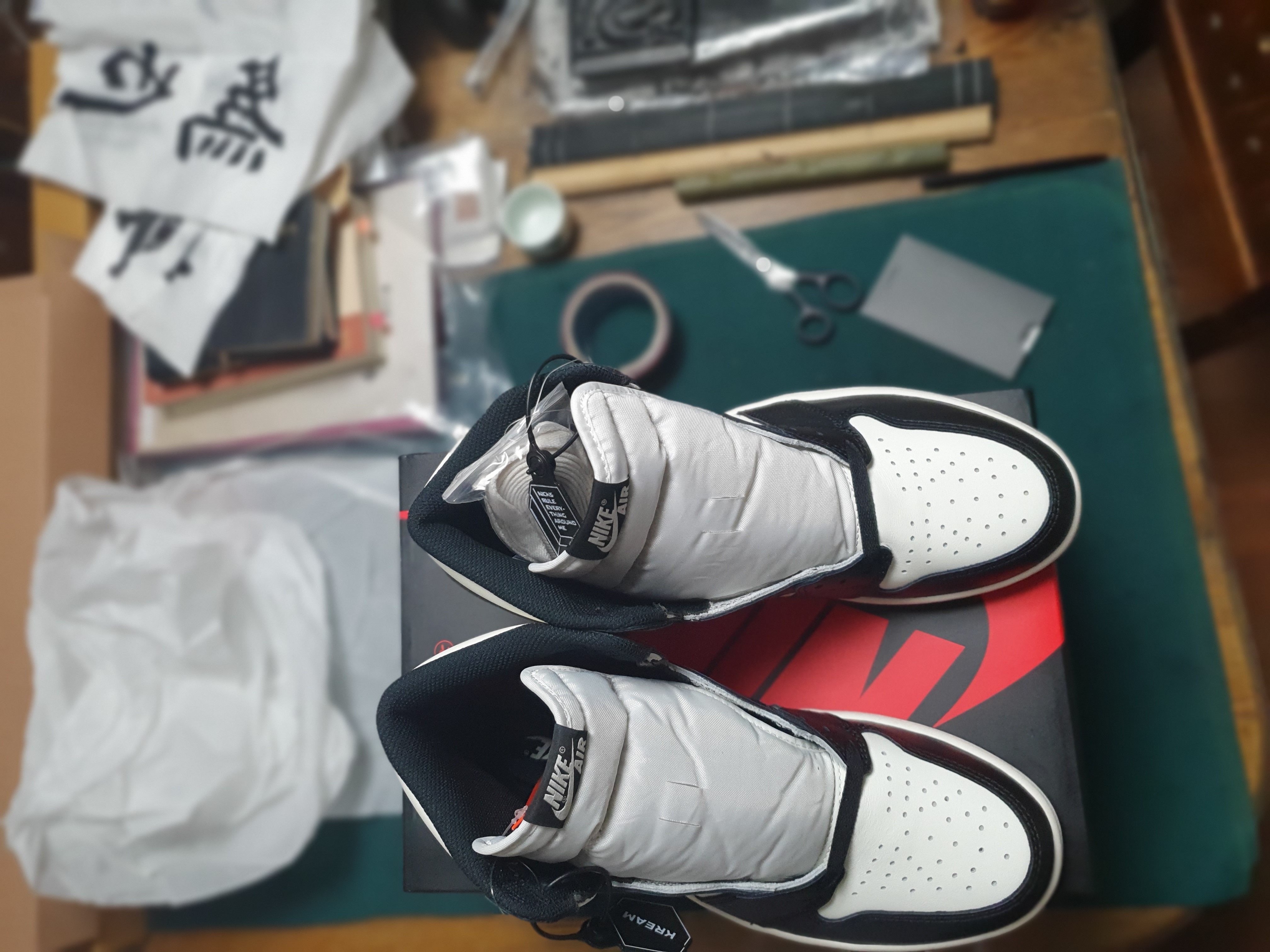 Jordan 1 Retro High OG Black Mocha 착용 스타일 - 4