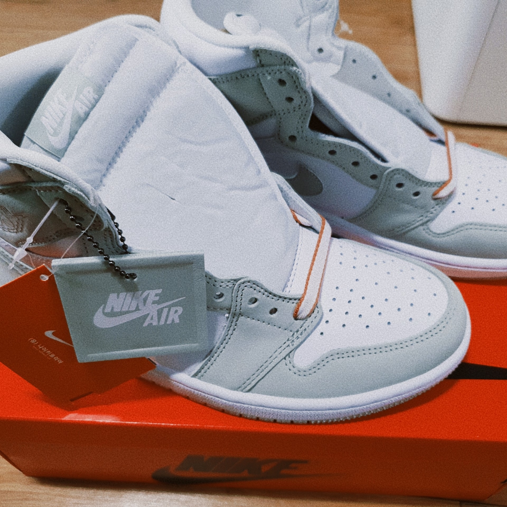 (W) Jordan 1 Retro High OG Seafoam 착용 스타일 - 4