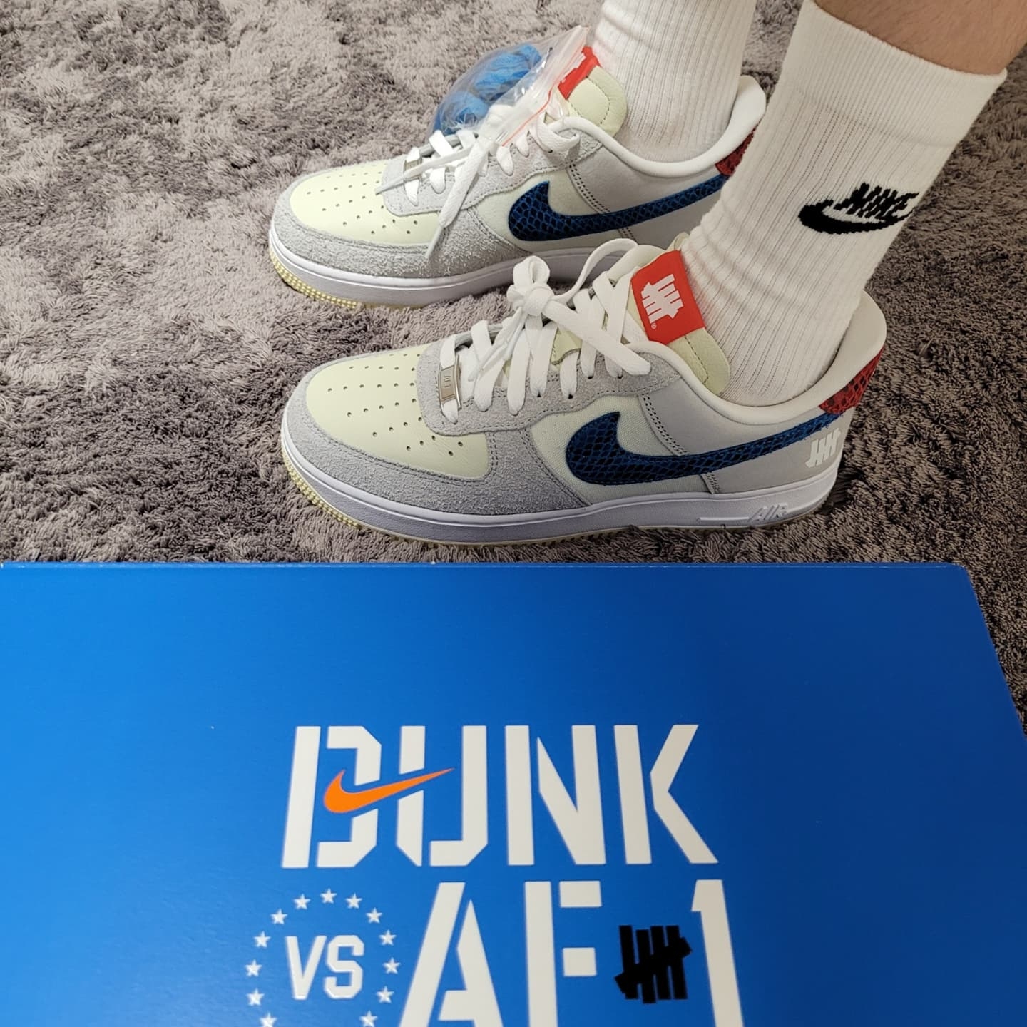 Nike x Undefeated Air Force 1 Low SP 5 On It 착용 스타일 - 1