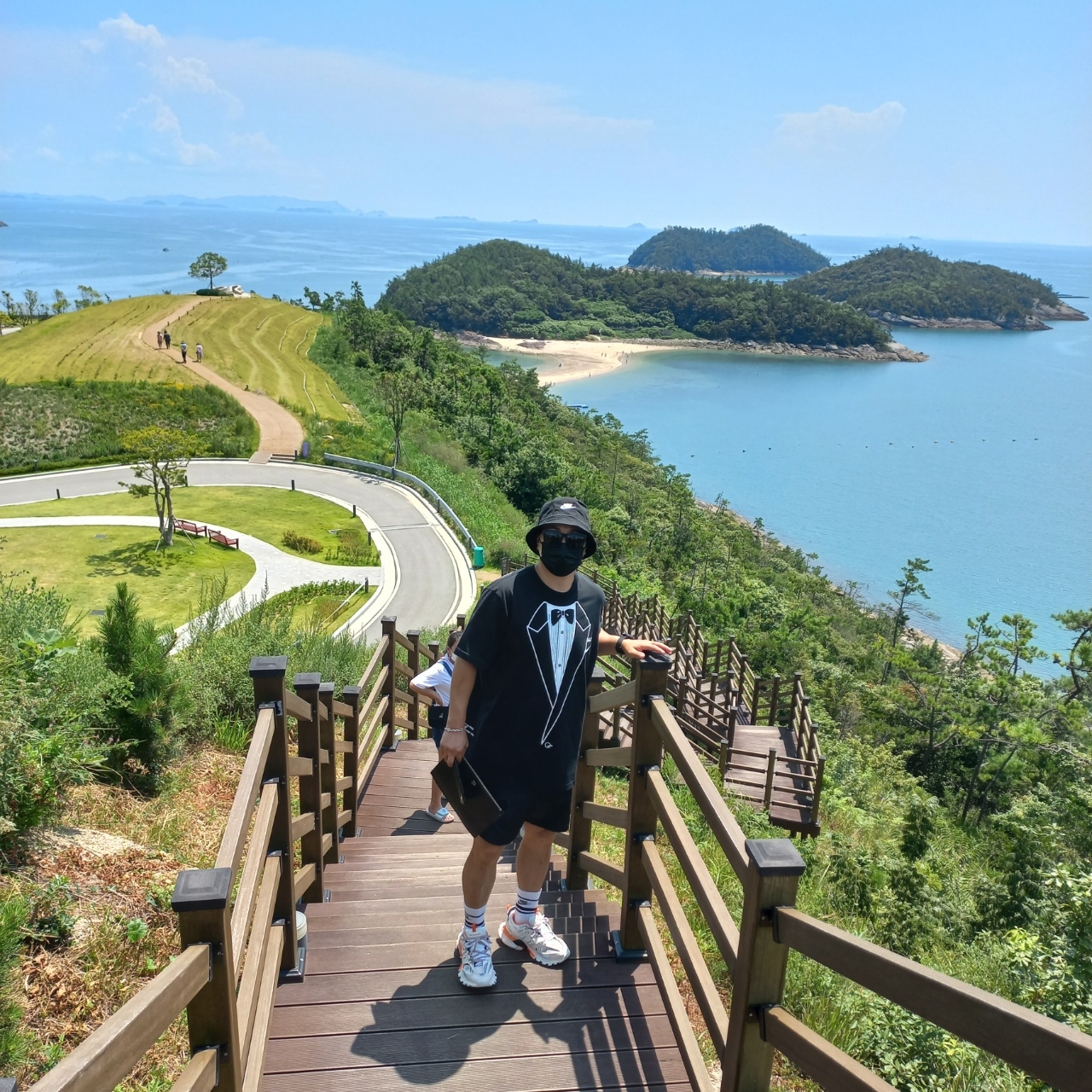 Nike x Off-White NRG A6 T-Shirt Black, Nike x Off-White NRG RU Shorts 착용 스타일 - 2