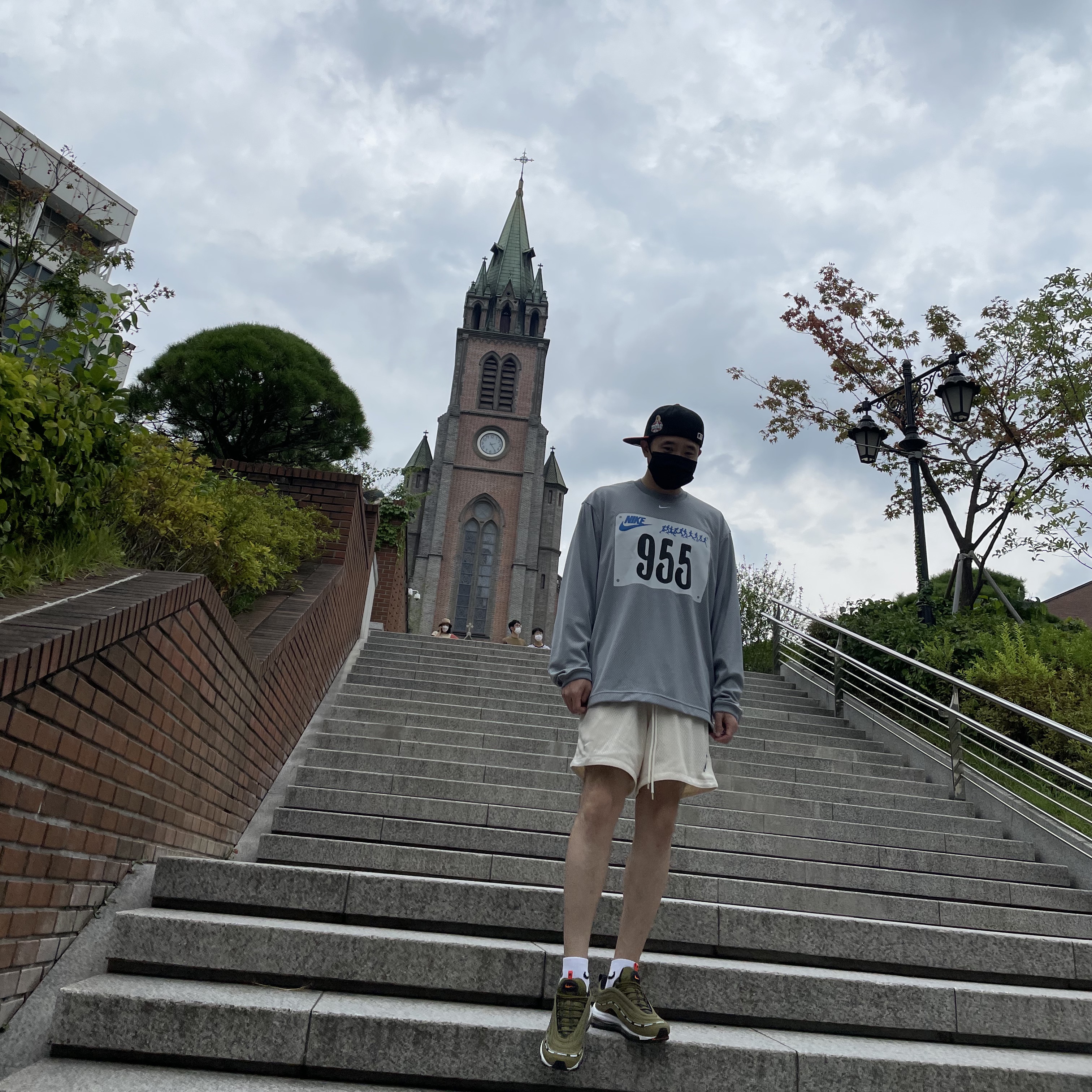 Nike x Cactus Plant Flea Market L/S Jersey Grey - US/EU, Nike x Fear of God Basketball Shorts String 착용 스타일 - 4
