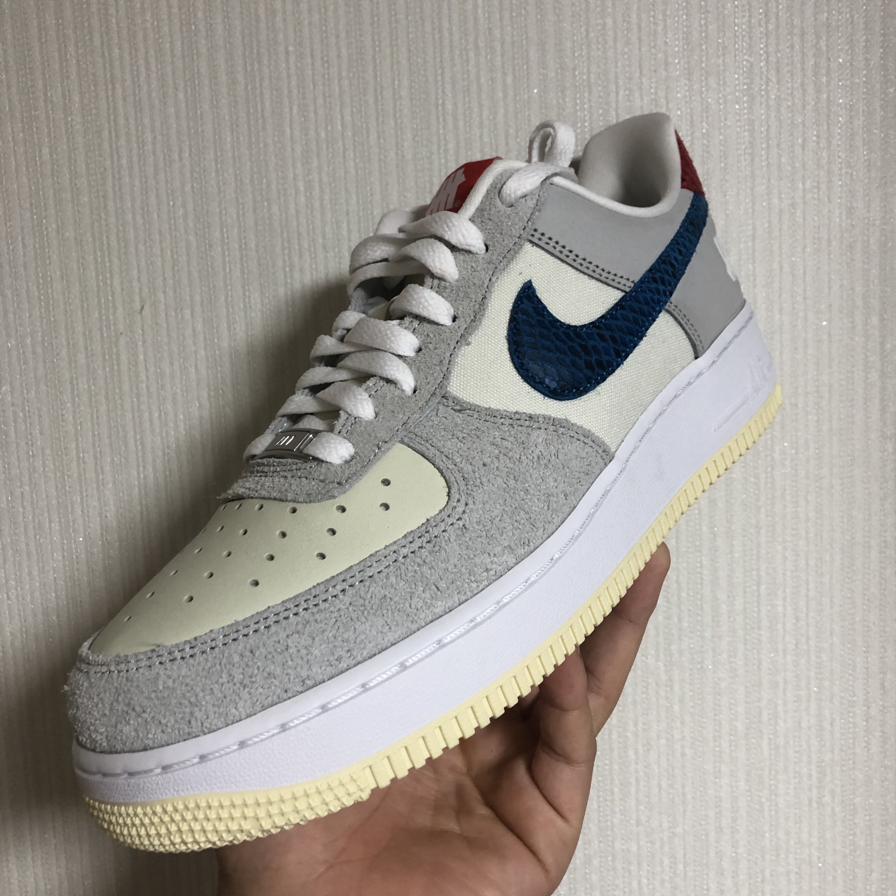 Nike x Undefeated Air Force 1 Low SP 5 On It 착용 스타일 - 3