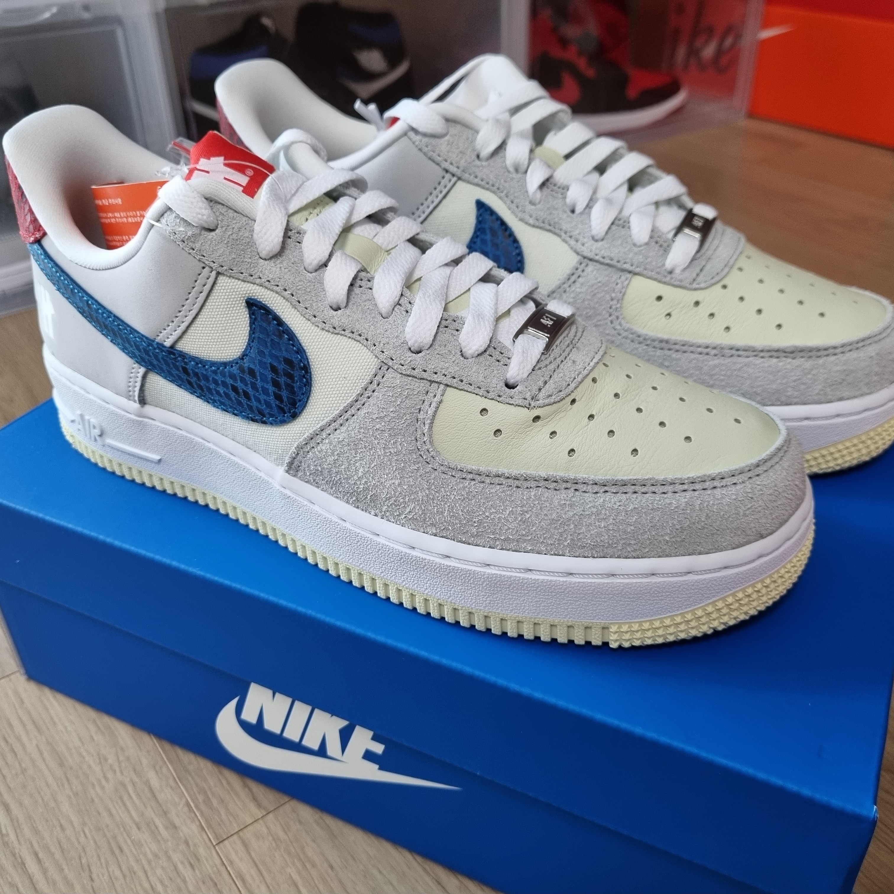 Nike x Undefeated Air Force 1 Low SP 5 On It 착용 스타일