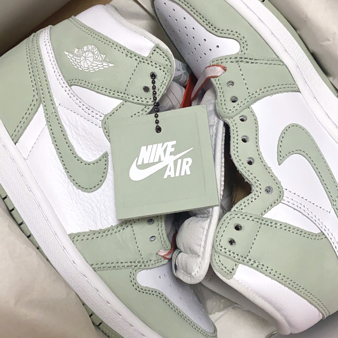 (W) Jordan 1 Retro High OG Seafoam 착용 스타일
