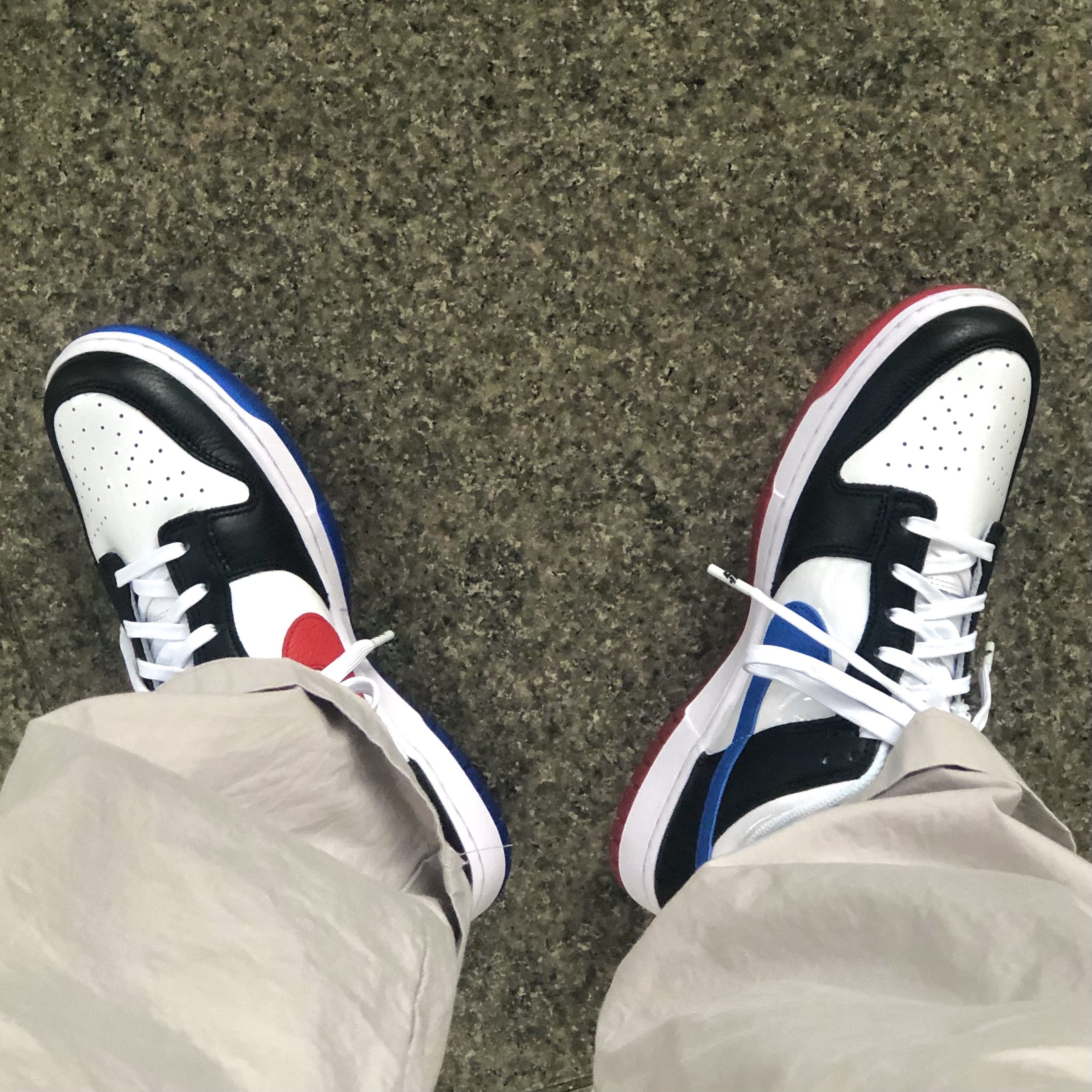 Nike Dunk Low SE Seoul 착용 스타일 - 3
