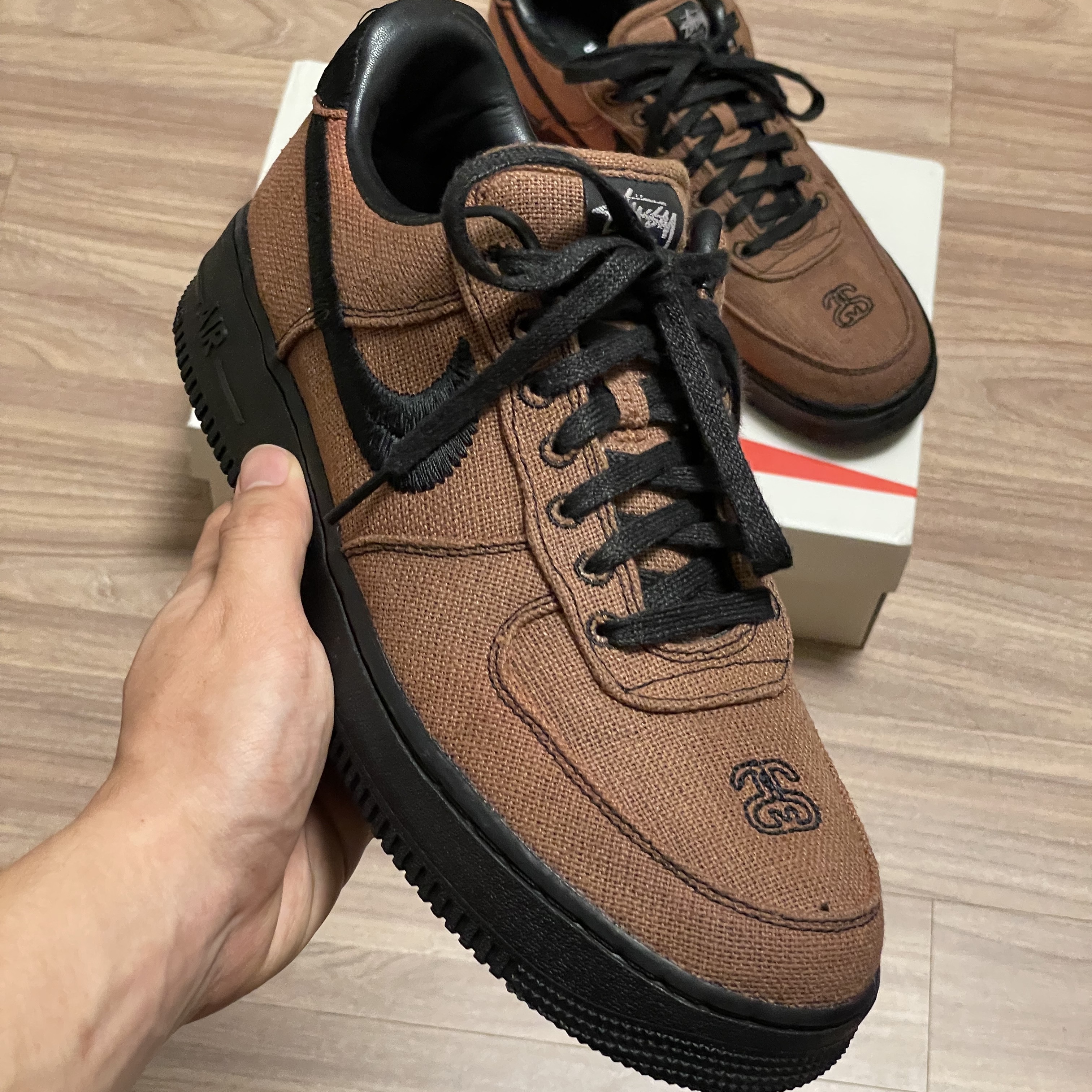 Nike x Stussy Air Force 1 Low Triple Black 착용 스타일 - 3