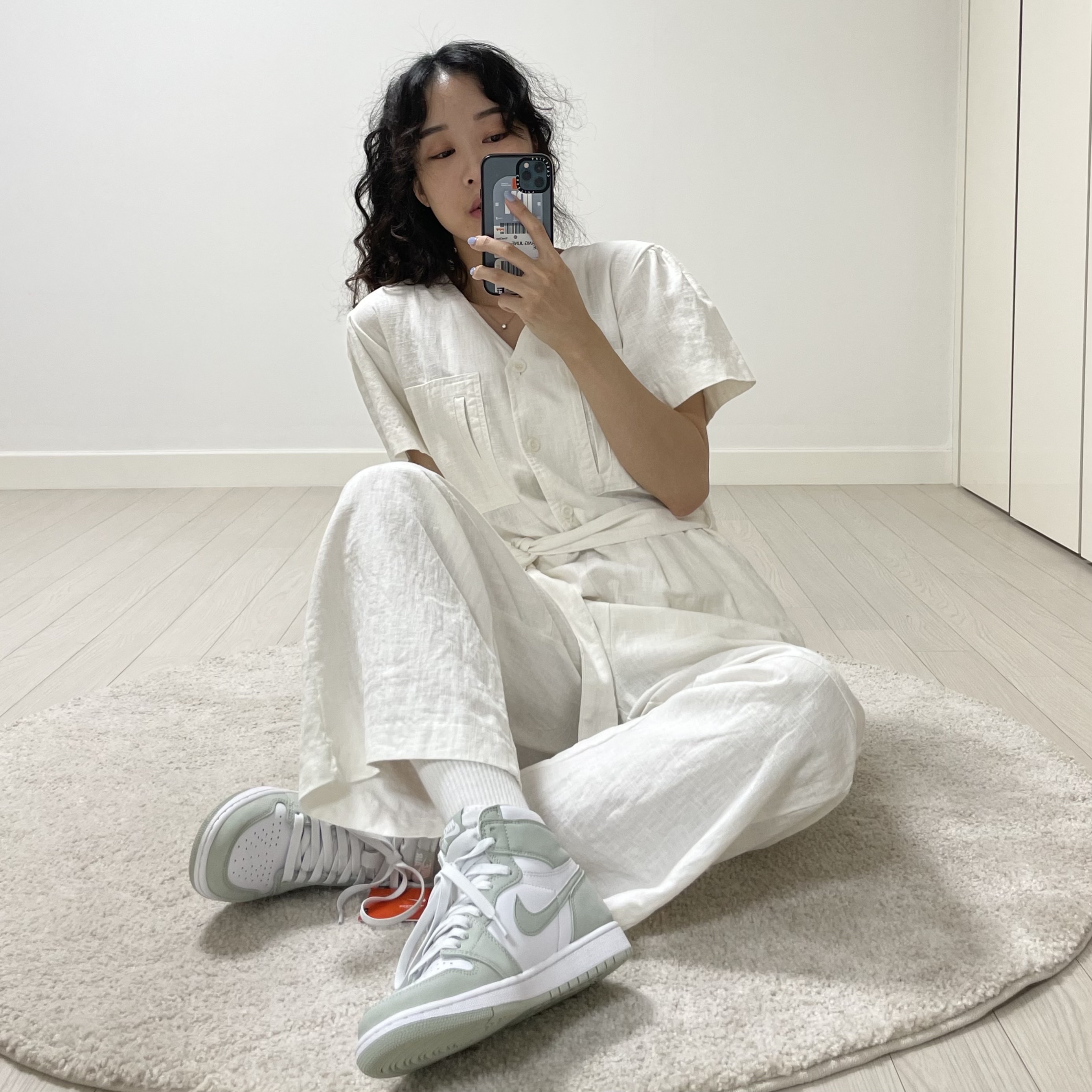 (W) Jordan 1 Retro High OG Seafoam 착용 스타일 - 1