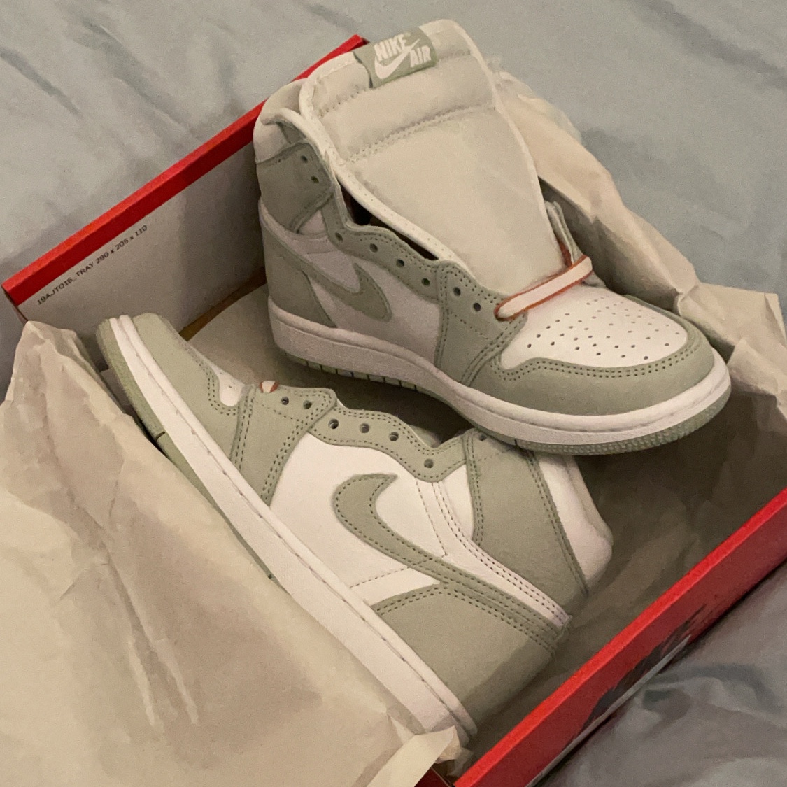(W) Jordan 1 Retro High OG Seafoam 착용 스타일