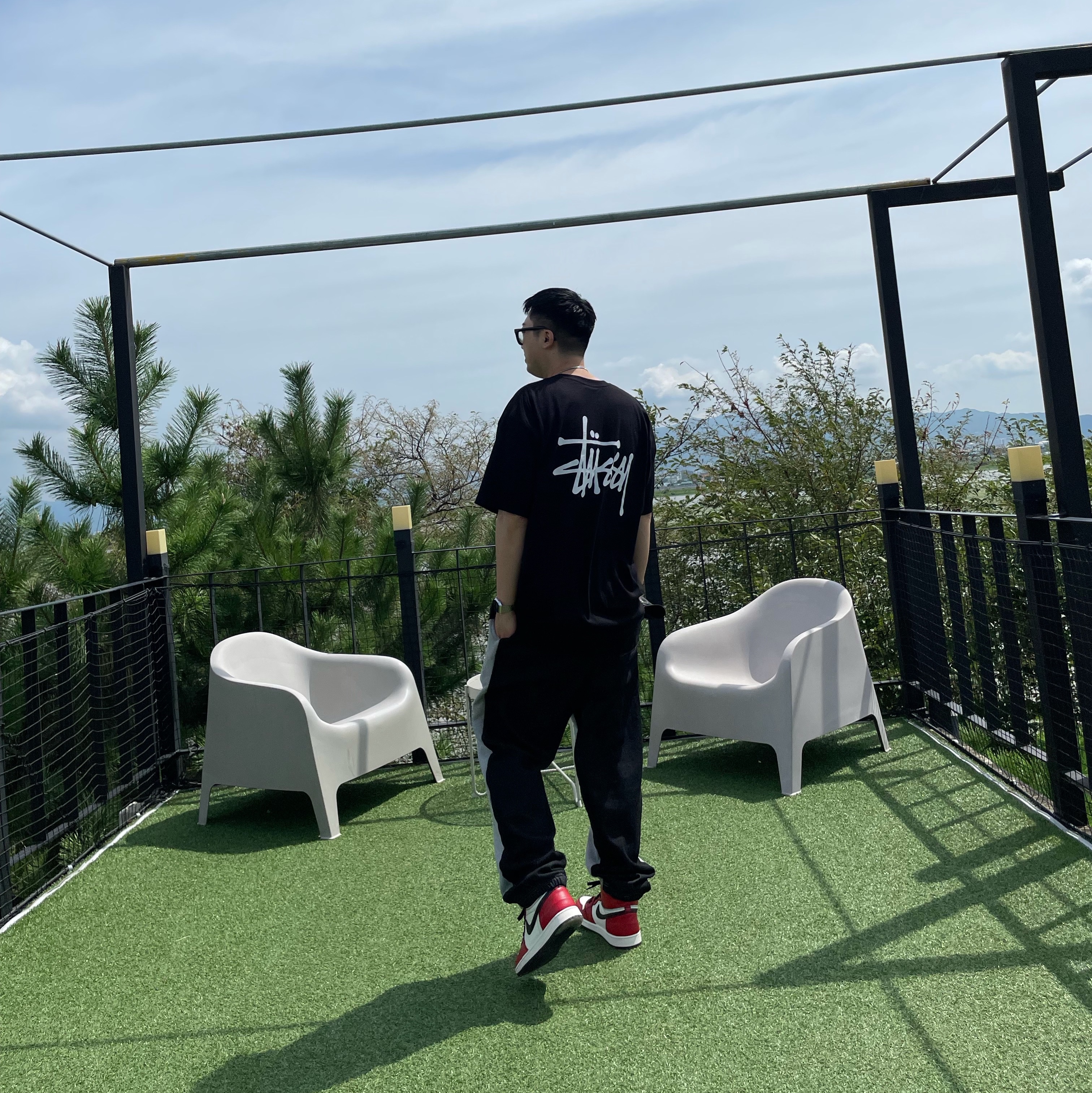Stussy Basic Stussy T-Shirt Black 2021, Jordan 1 Retro High OG Defiant SB LA to Chicago 착용 스타일 - 3