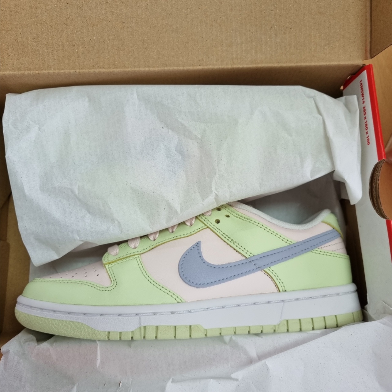 (W) Nike Dunk Low Light Soft Pink 착용 스타일 - 1