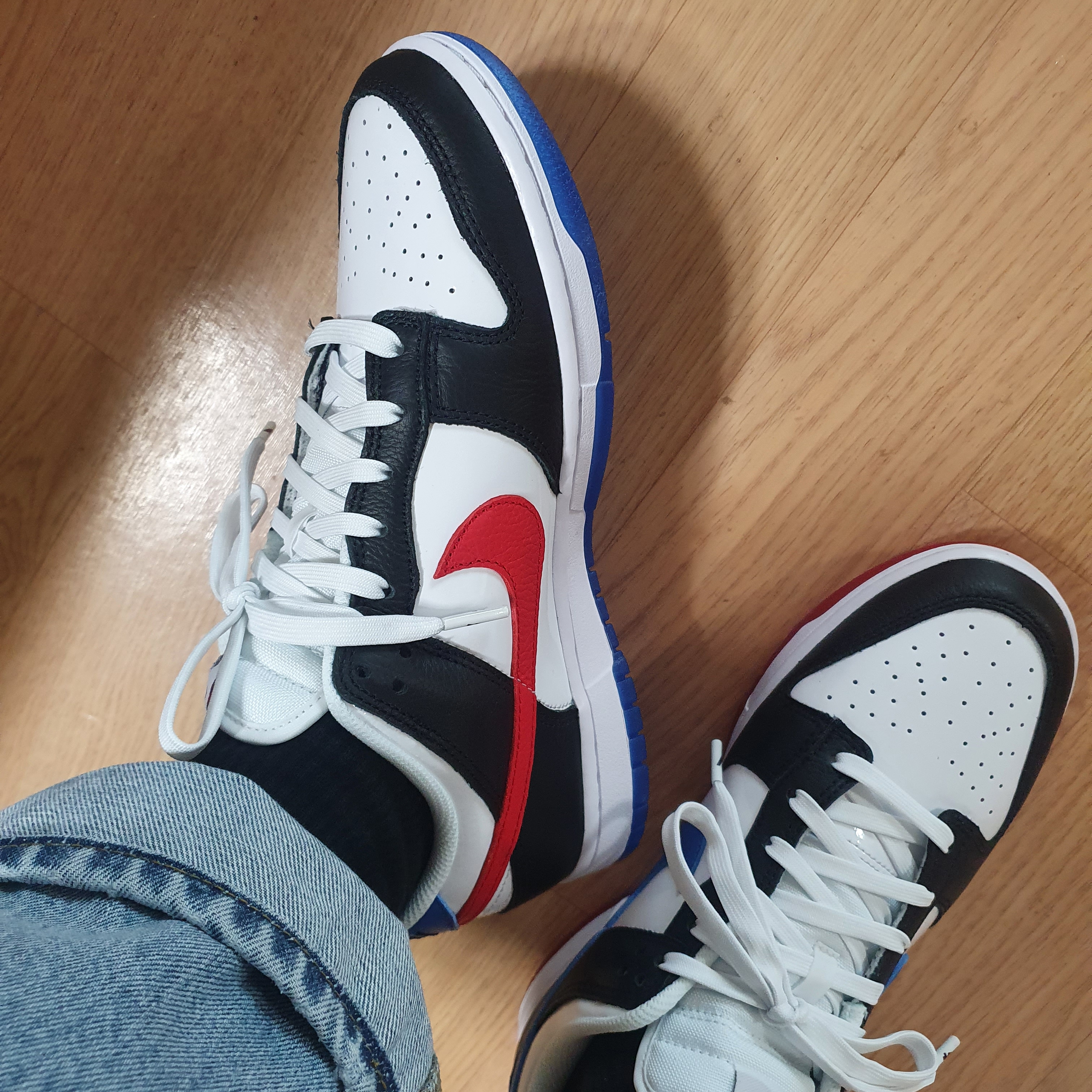 Nike Dunk Low SE Seoul 착용 스타일 - 4