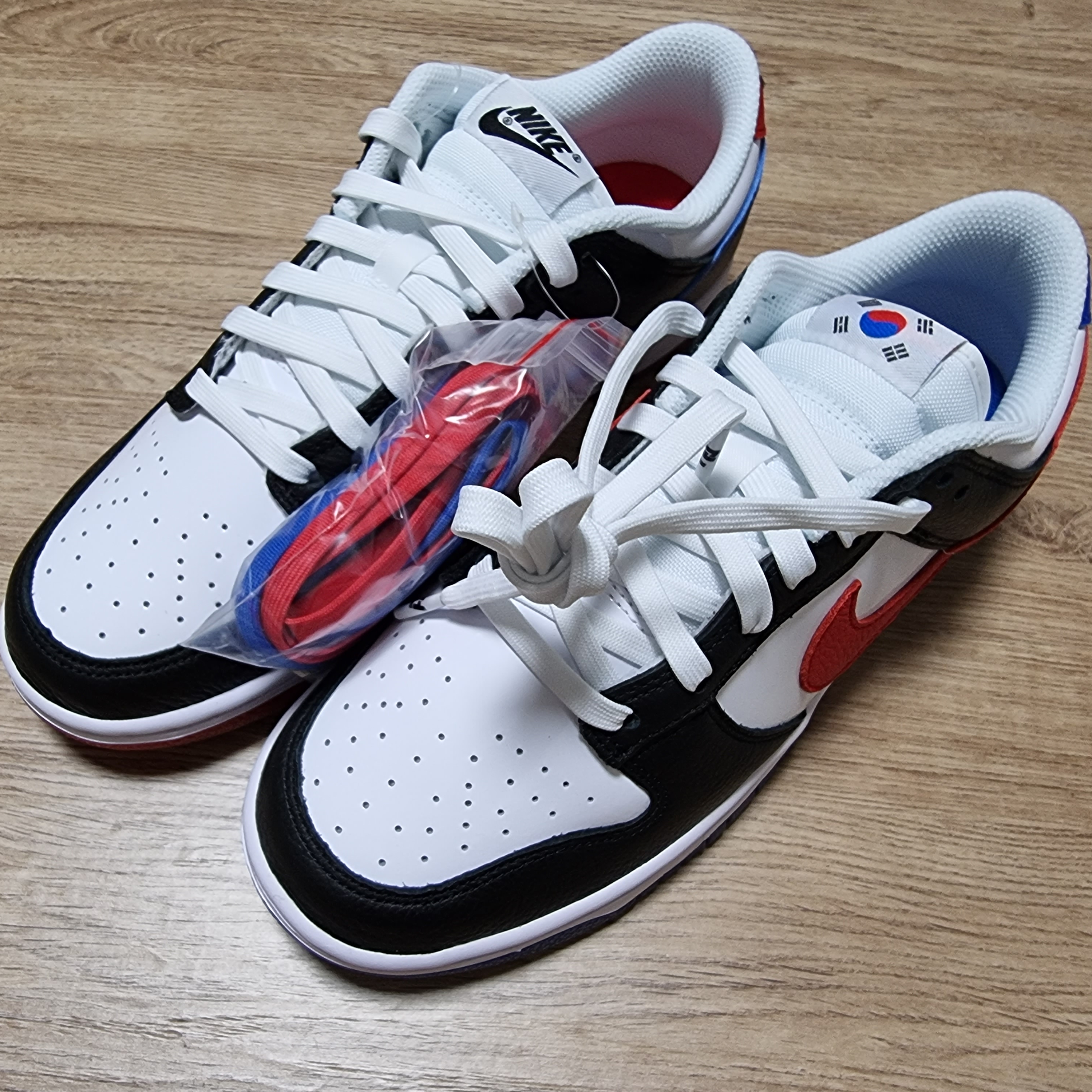 Nike Dunk Low SE Seoul 착용 스타일 - 1