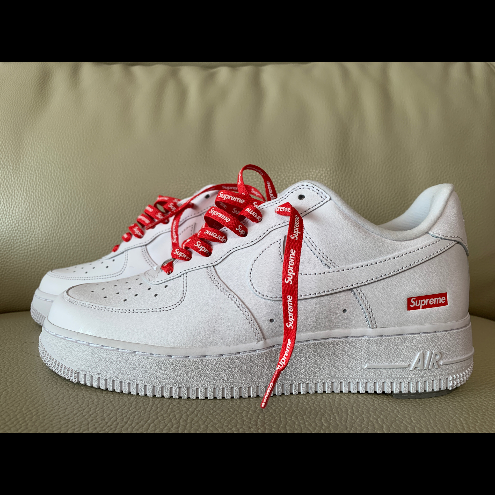 Nike x Supreme Air Force 1 Low White 착용 스타일