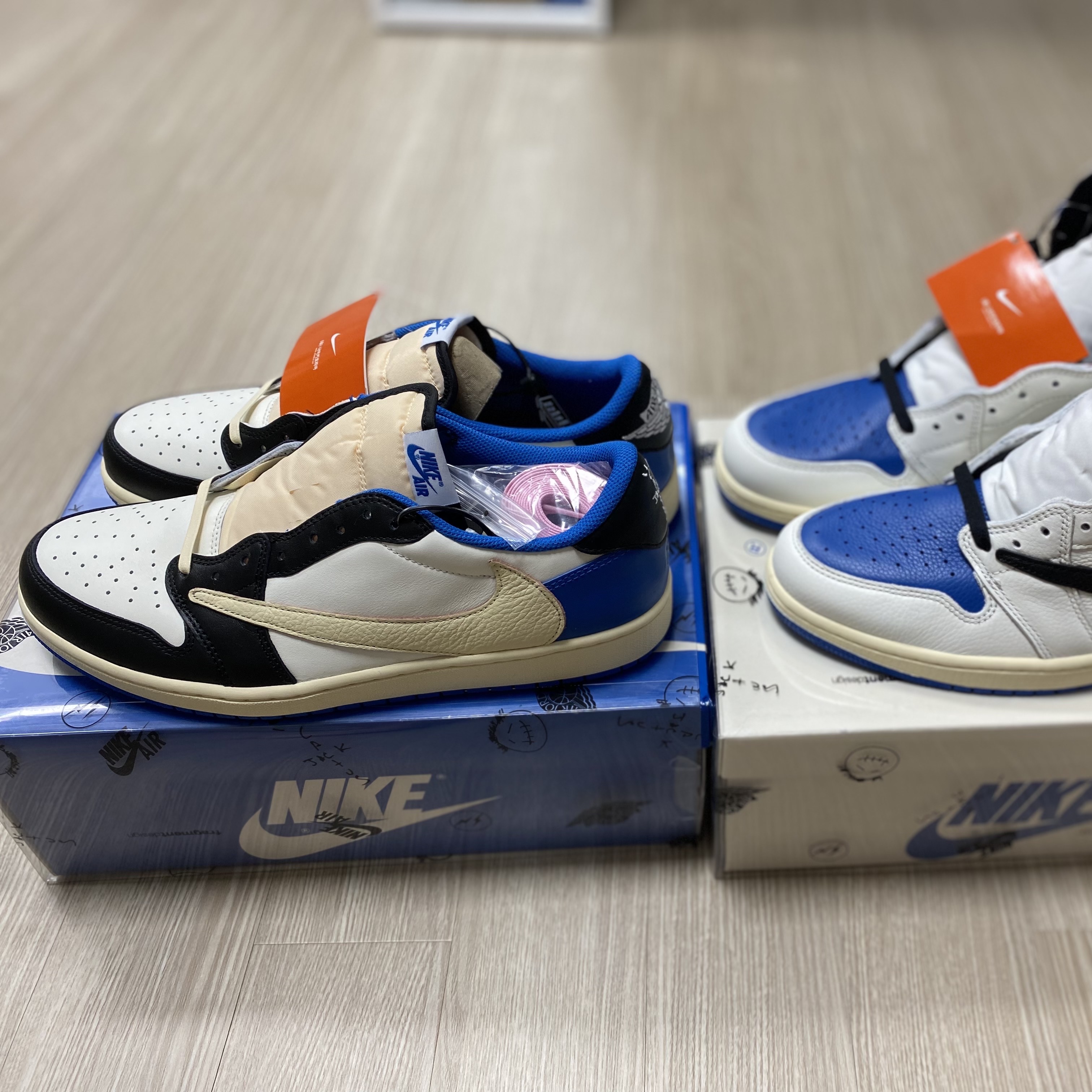 Jordan 1 x Travis Scott x Fragment Retro Low OG SP Military Blue, Jordan 1 x Travis Scott x Fragment Retro High OG SP Military Blue 착용 스타일 - 2