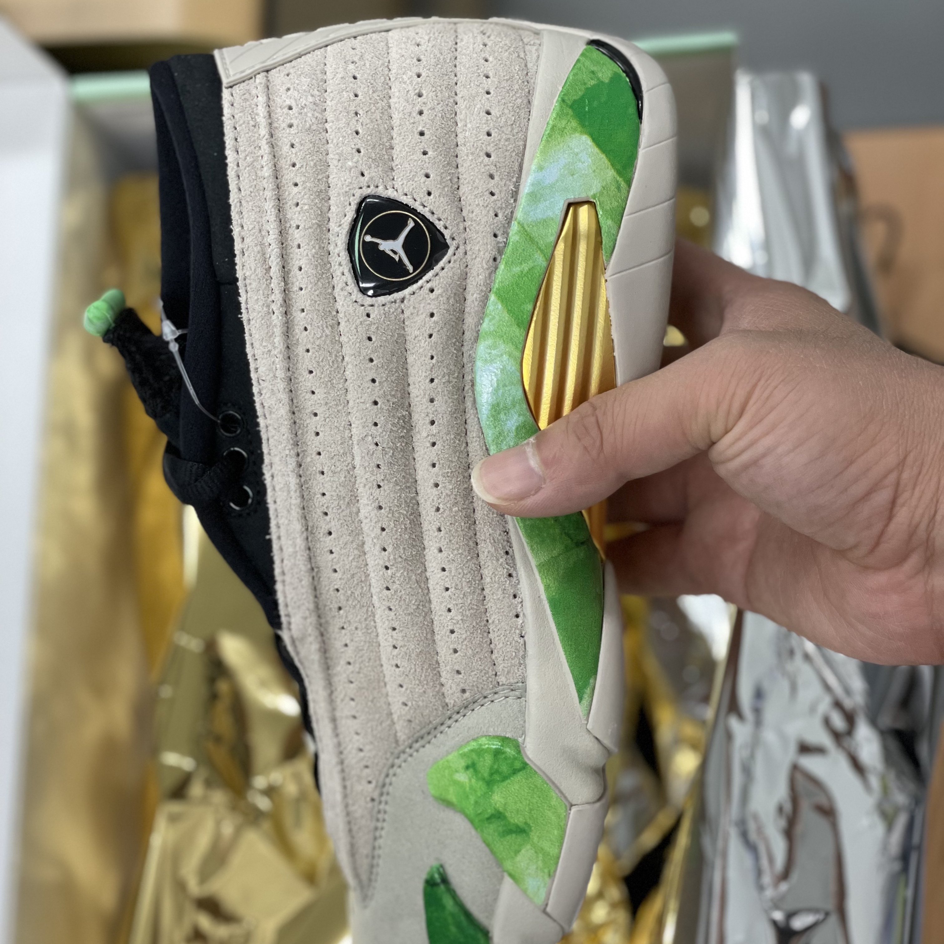 (W) Jordan 14 x Aleali May Retro Low SP Fortune 착용 스타일 - 4