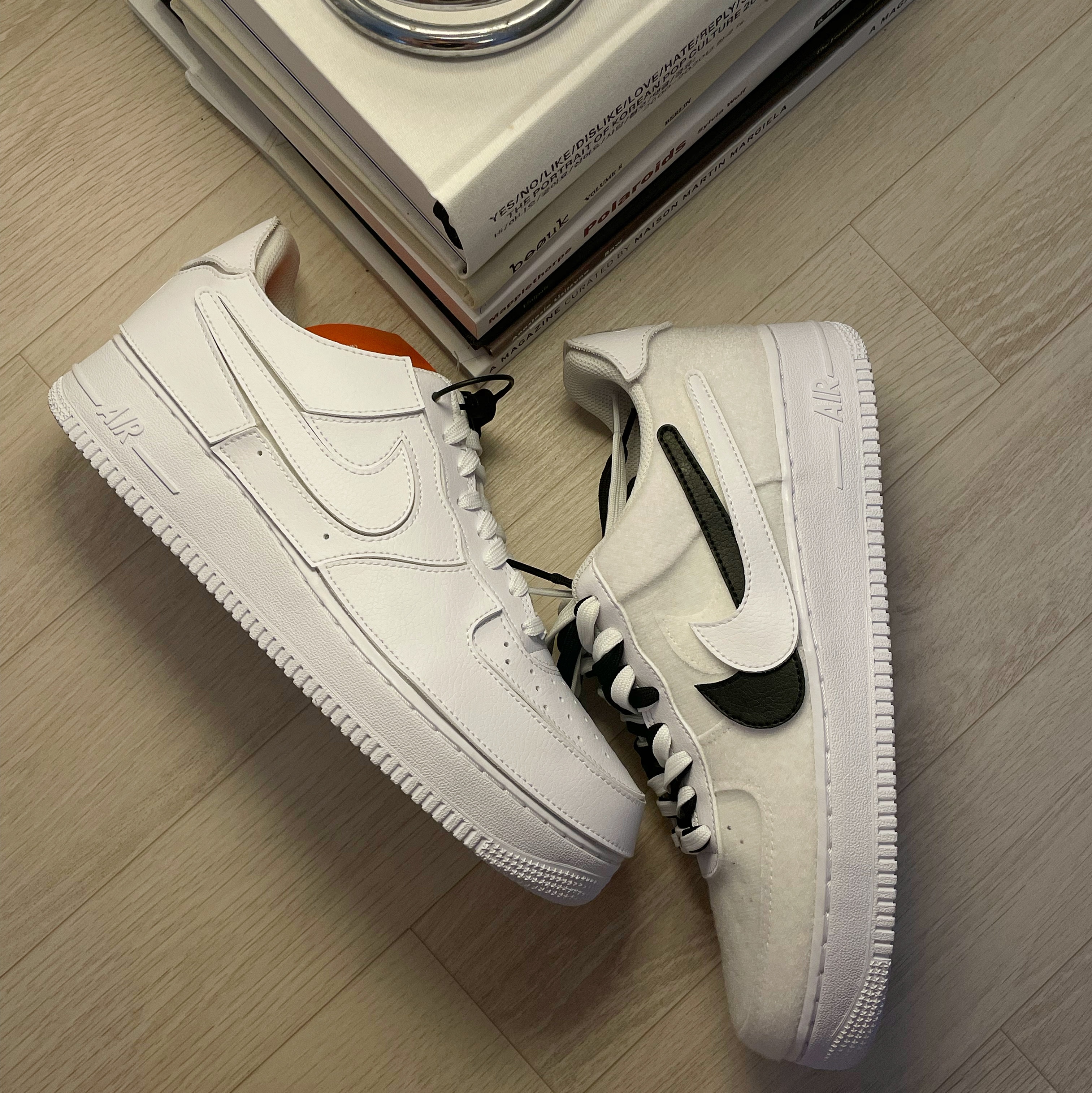 Nike Air Force 1/1 Triple White 착용 스타일