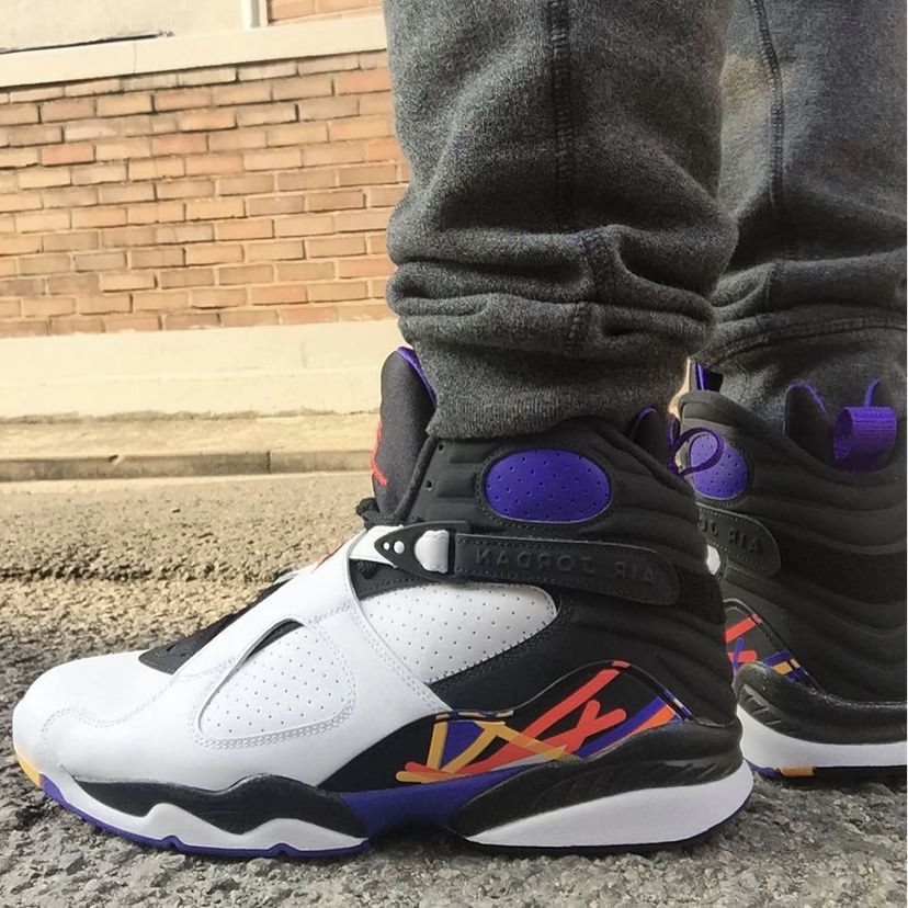 Jordan 8 Retro Three-Peat 착용 스타일