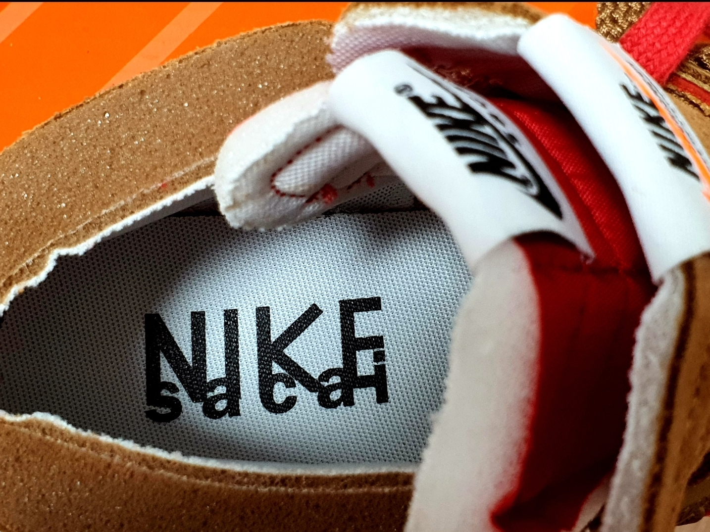 Nike x Sacai Blazer Low British Tan 착용 스타일 - 3